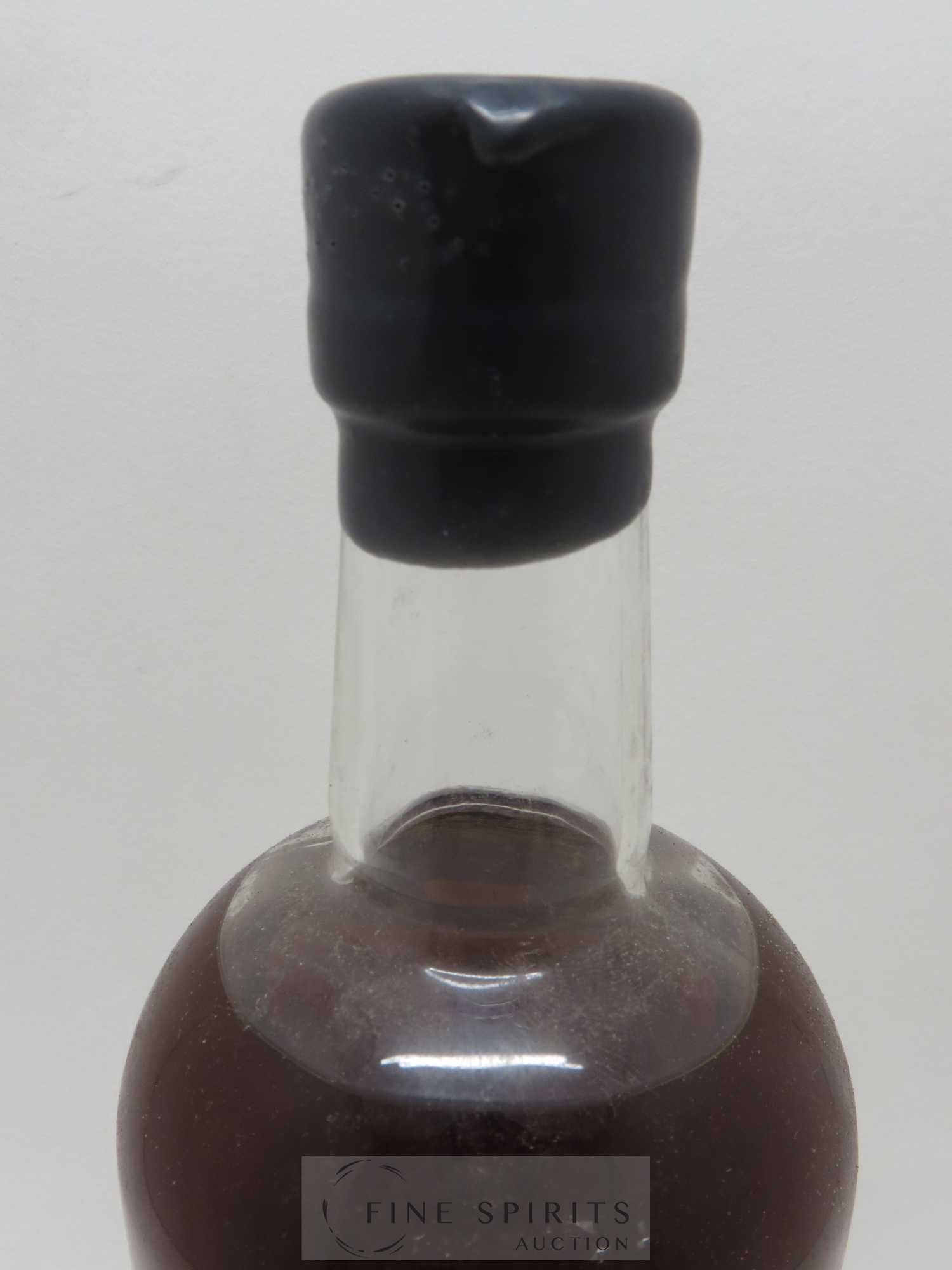 Karuizawa 1981 Number One Drinks Single Cask n°6207 - bottled 2011 - Lot de 1 bouteille - 3