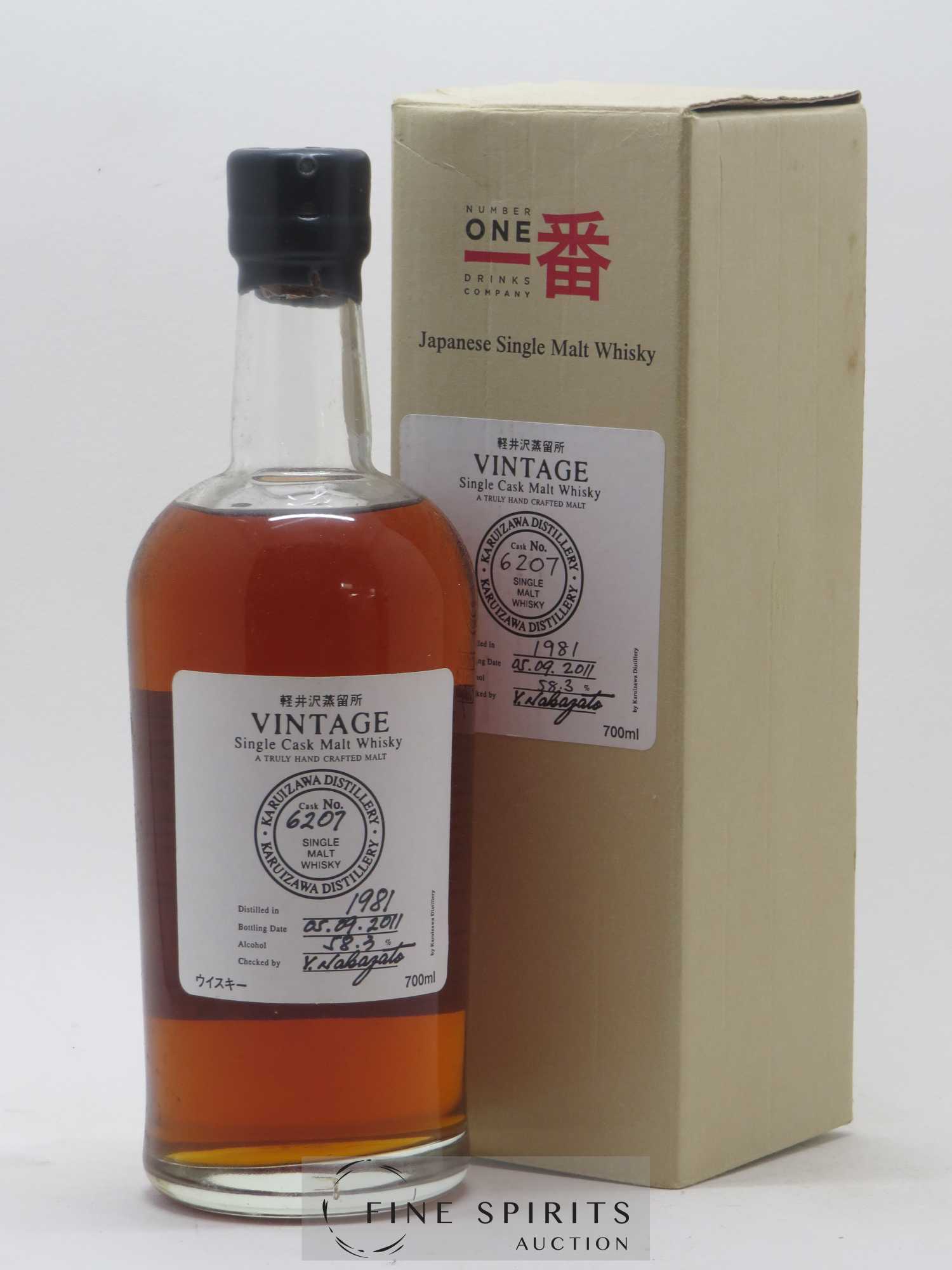 Karuizawa 1981 Number One Drinks Single Cask n°6207 - bottled 2011 - Lot de 1 bouteille - 0