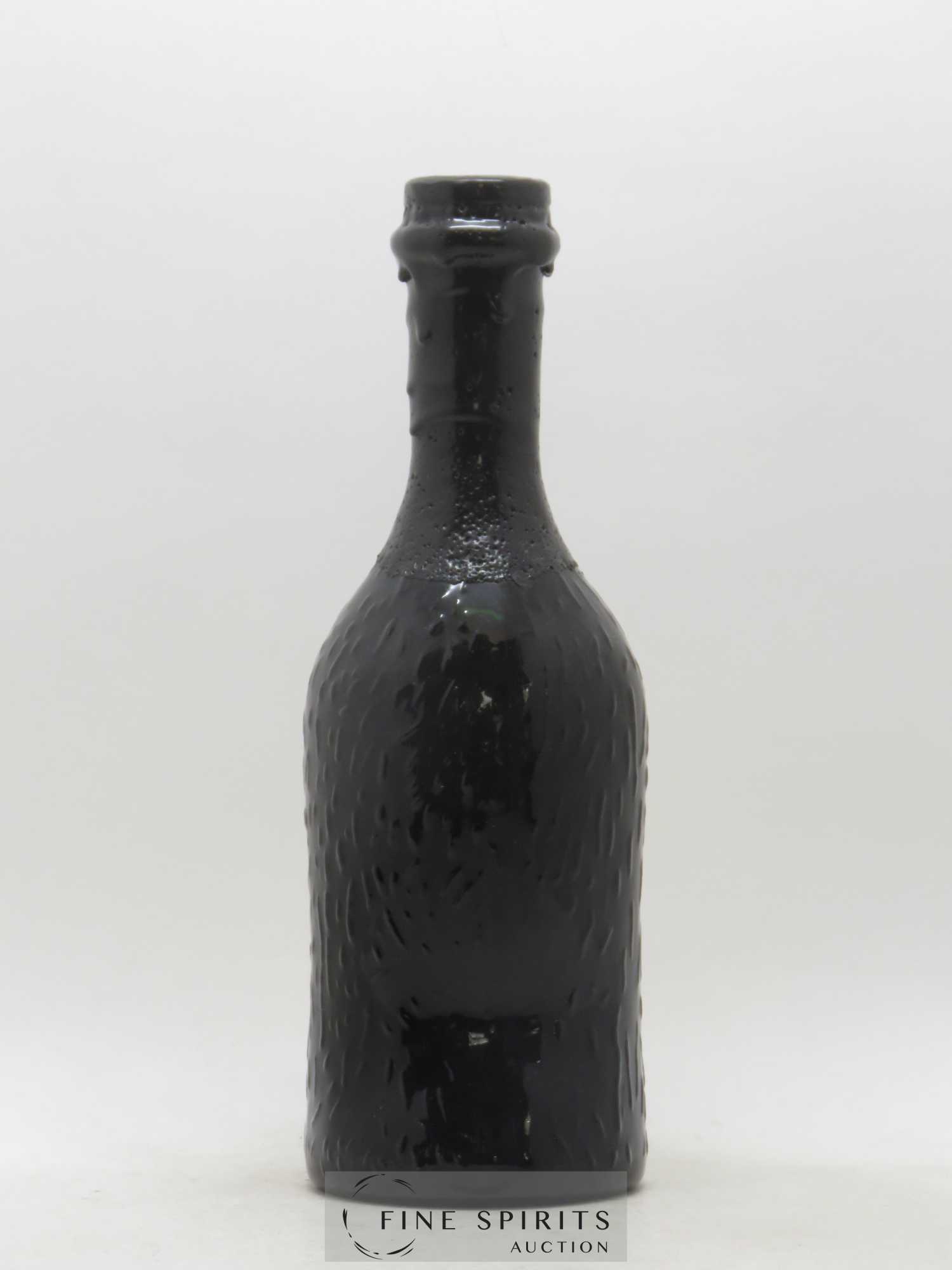 La Favorite 33 years Of. La Flibuste Embouteillage Spécial Cuvée Spéciale - Lot de 1 bouteille - 1