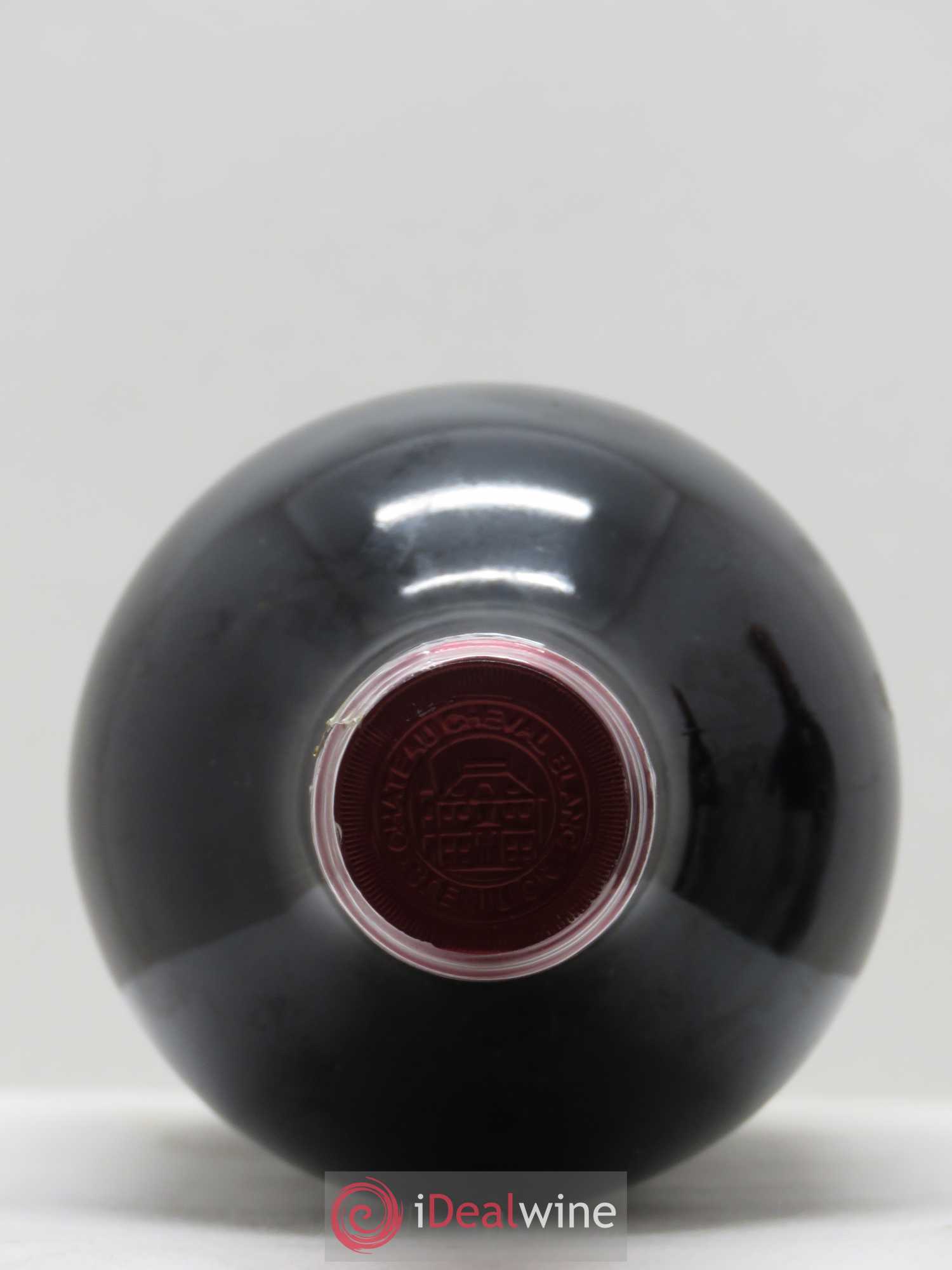 Château Cheval Blanc 1er Grand Cru Classé A 2004 - Lot de 3 bouteilles - 1
