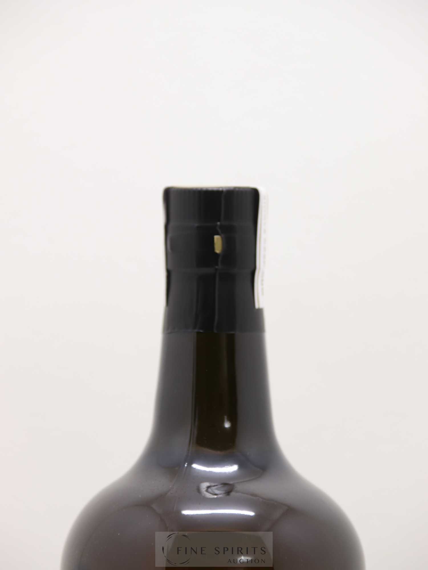 Kill Devil 15 years 1999 Edition Spirits One of 242 - Lot de 1 bouteille - 3