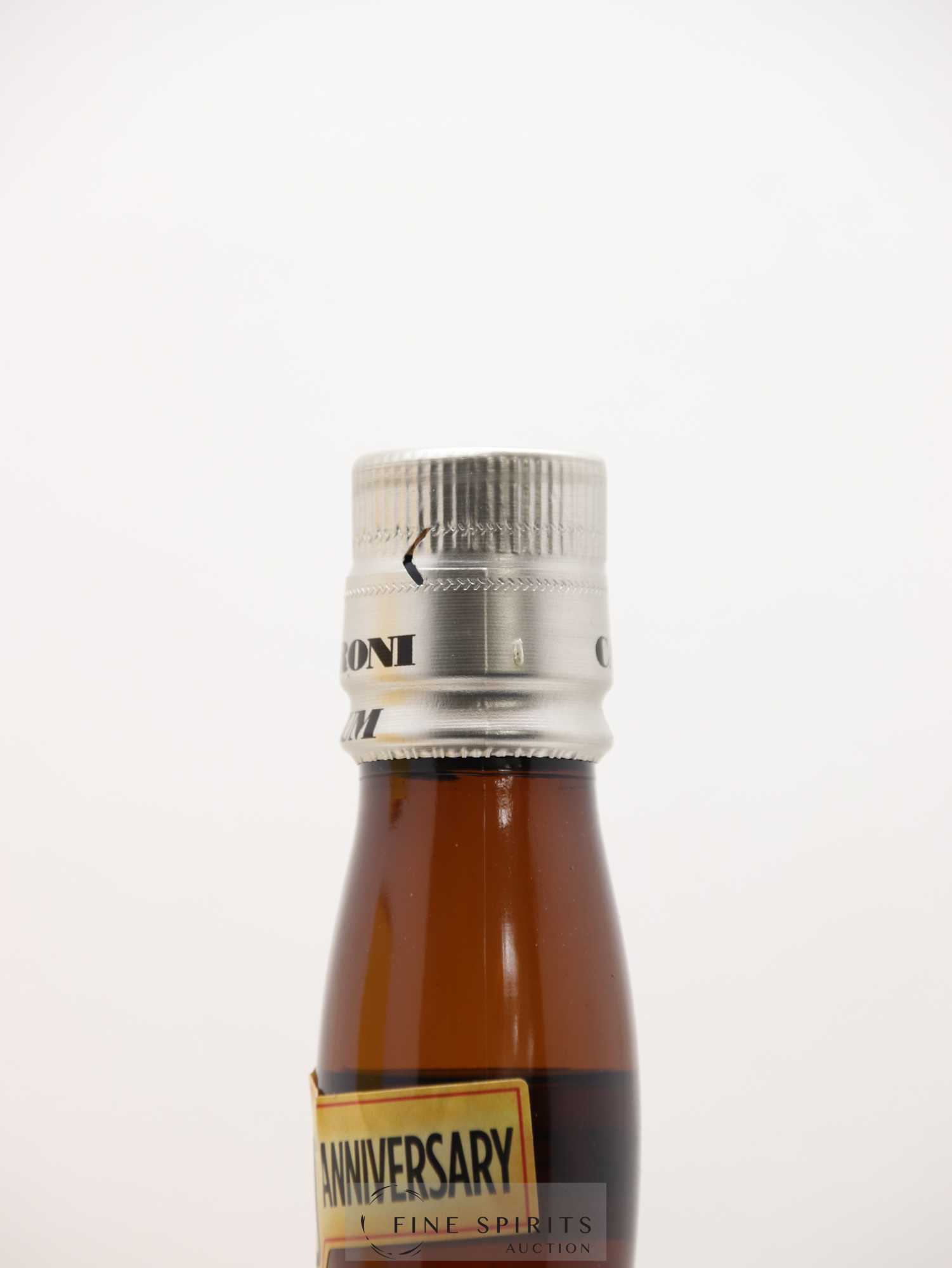 Caroni 18 years Velier Navy Rum 90° Proof - bottled 2018 Celebrating the 100th Anniversary Extra Strong - Lot de 1 bouteille - 3