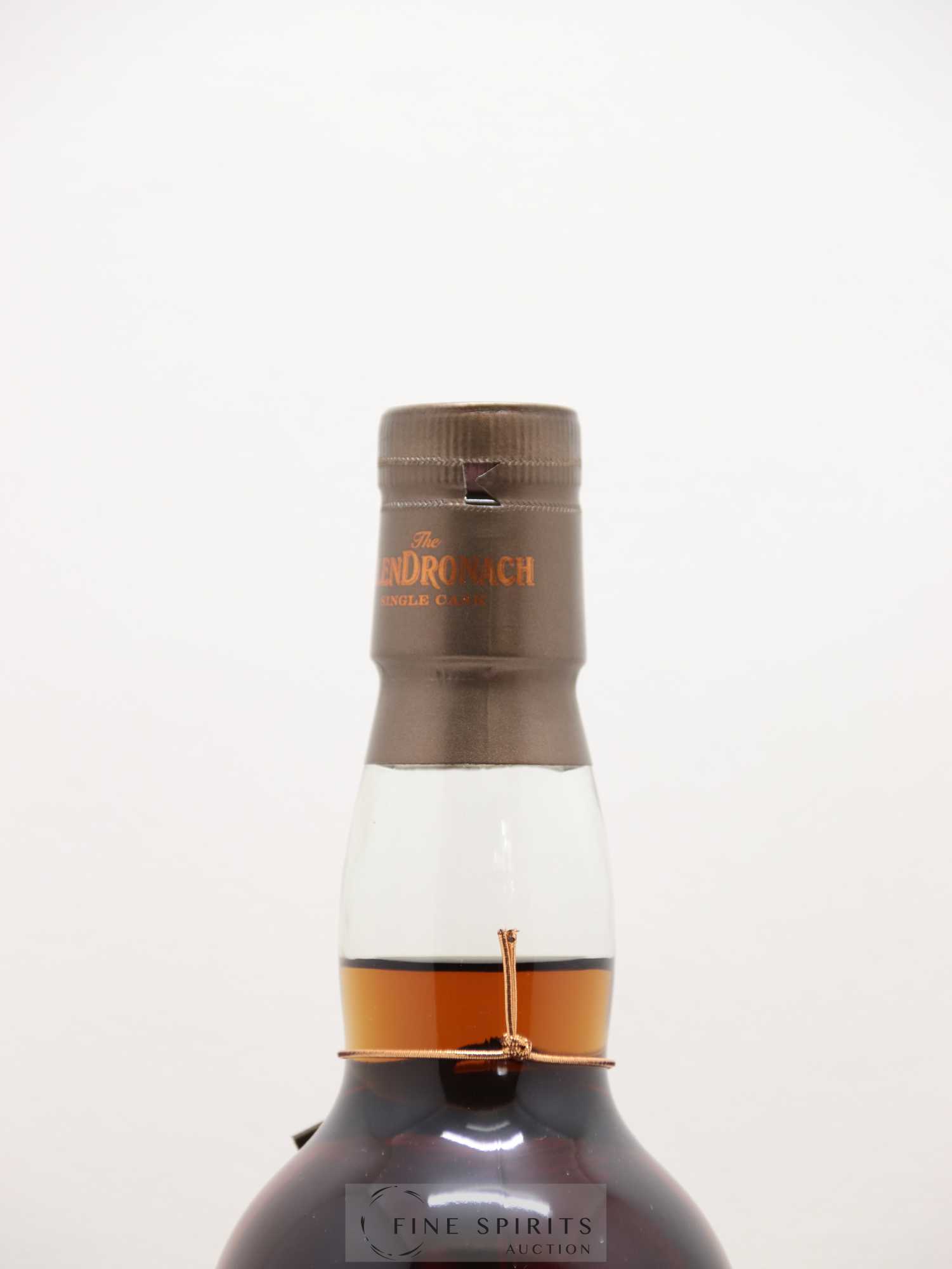 The Glendronach 23 years 1993 Of. Sherry Butt n°447 - One of 642 - bottled 2016 The Nectar & LMDW - Lot de 1 bouteille - 3