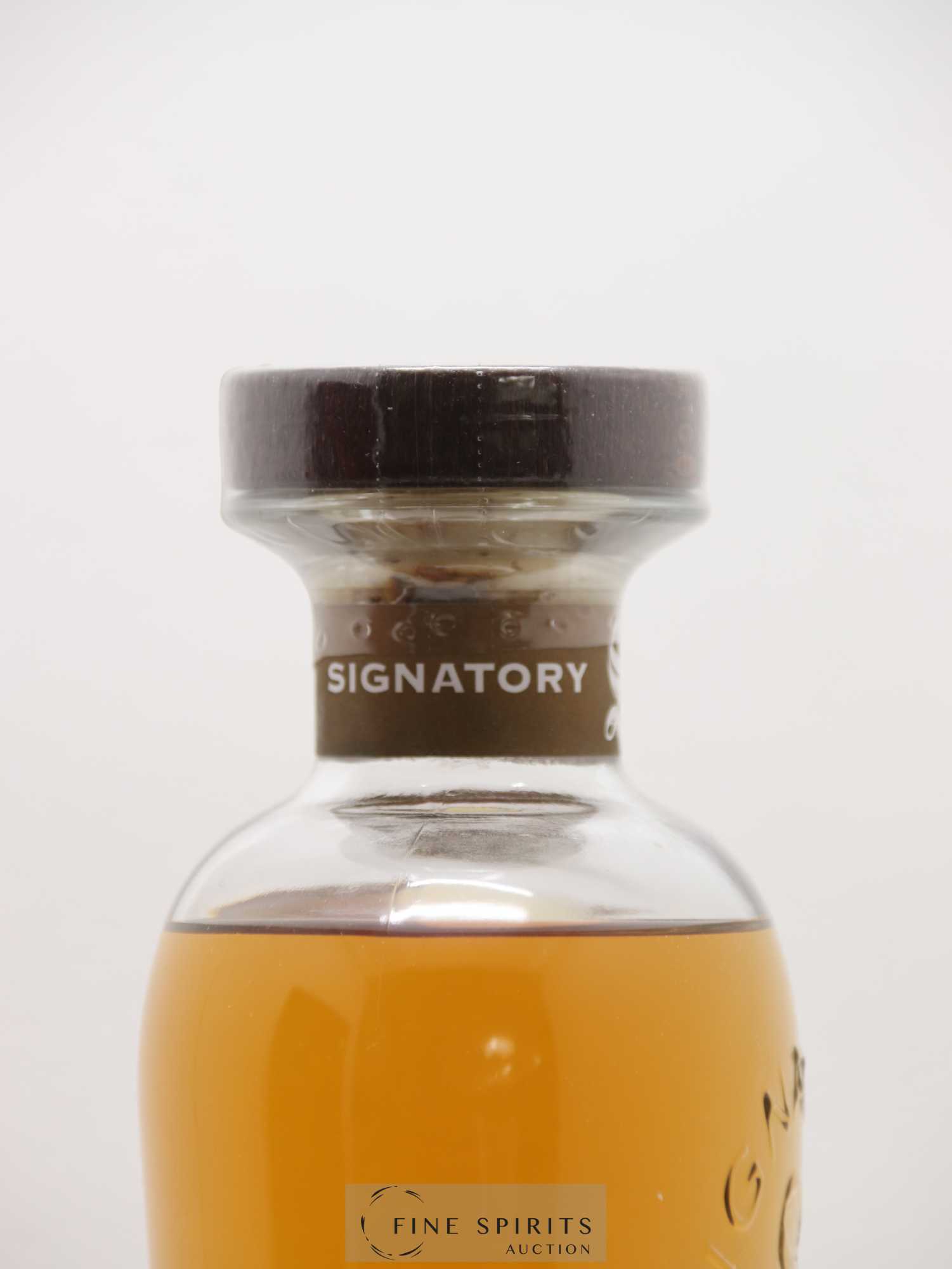 Caol Ila 32 years 1974 Signatory Vintage Cask n°12624 - One of 261 - bottled 2007 Cask Strength Collection - Lot de 1 bouteille - 3