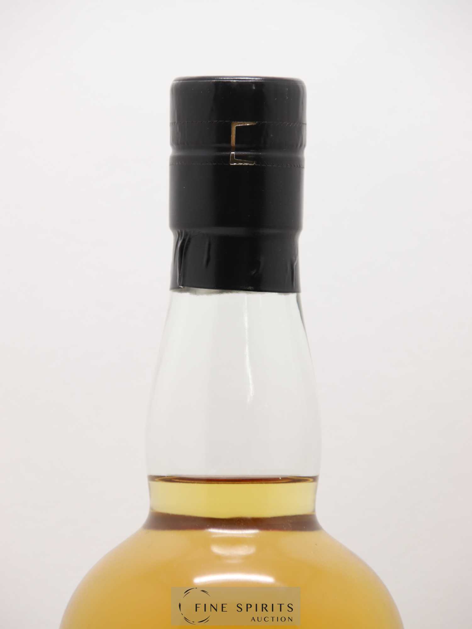Ichiro's Malt Of. Malt & Grain - World Blended Whisky Non-Chill filtered - Lot de 1 bouteille - 2