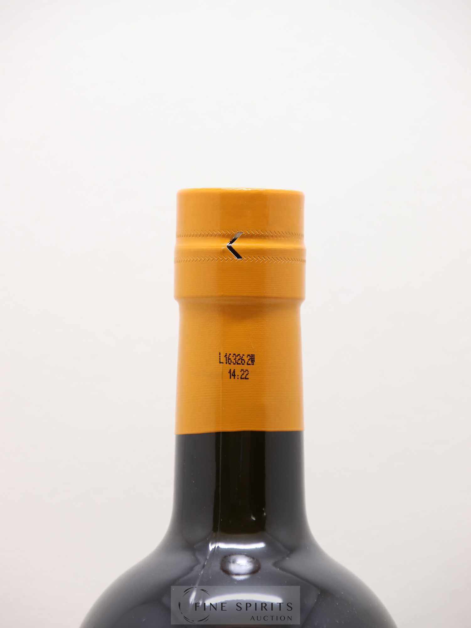 Uitvlugt 17 years 1999 LMDW Line n°3 - bottled 2016 Transcontinental Rum Line - Lot de 1 bouteille - 3