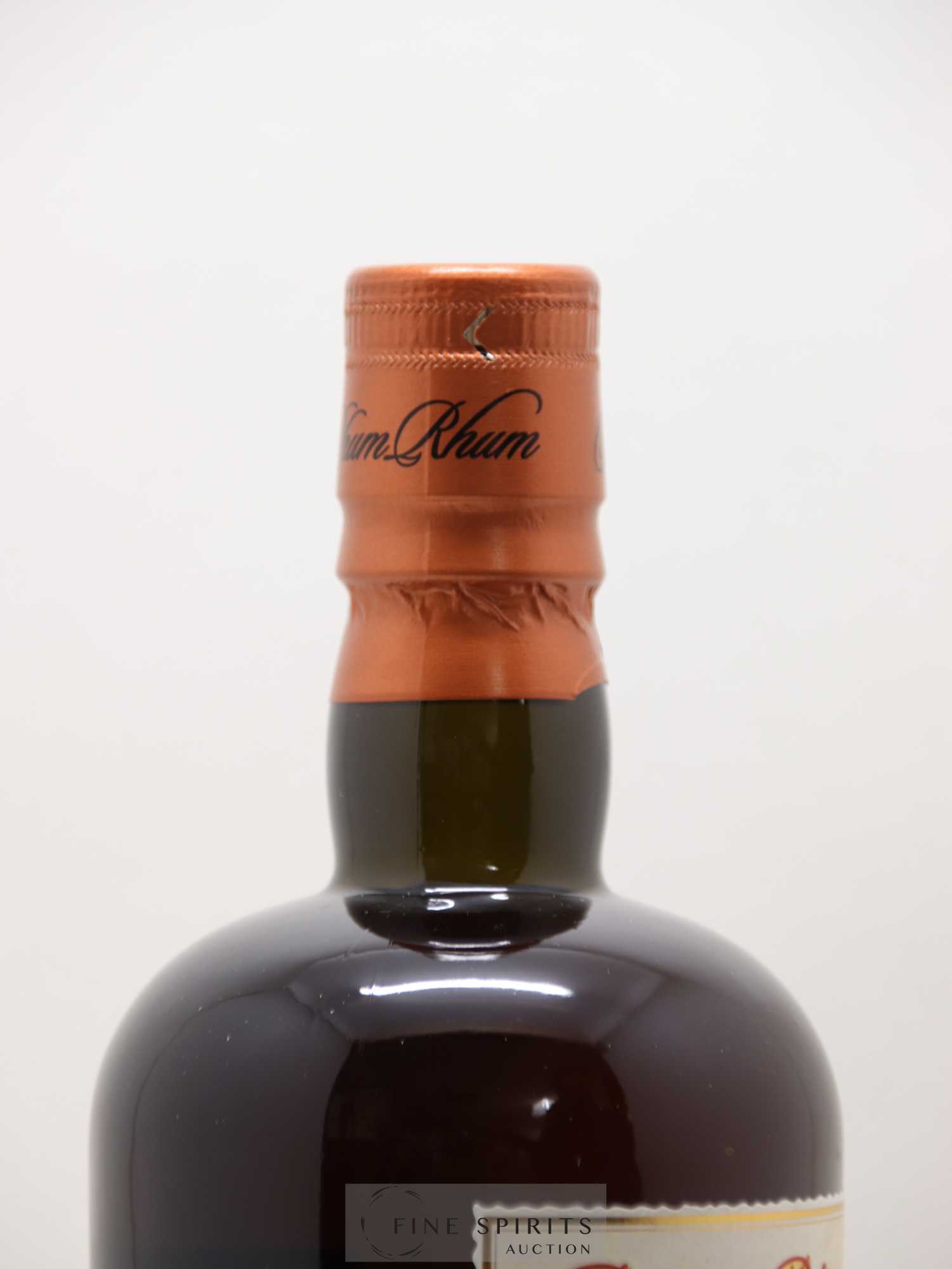 Rhum Rhum Of. PMG - Maitre Capovilla Libération 2015 Version Intégrale - Lot of 1 bottle - 3
