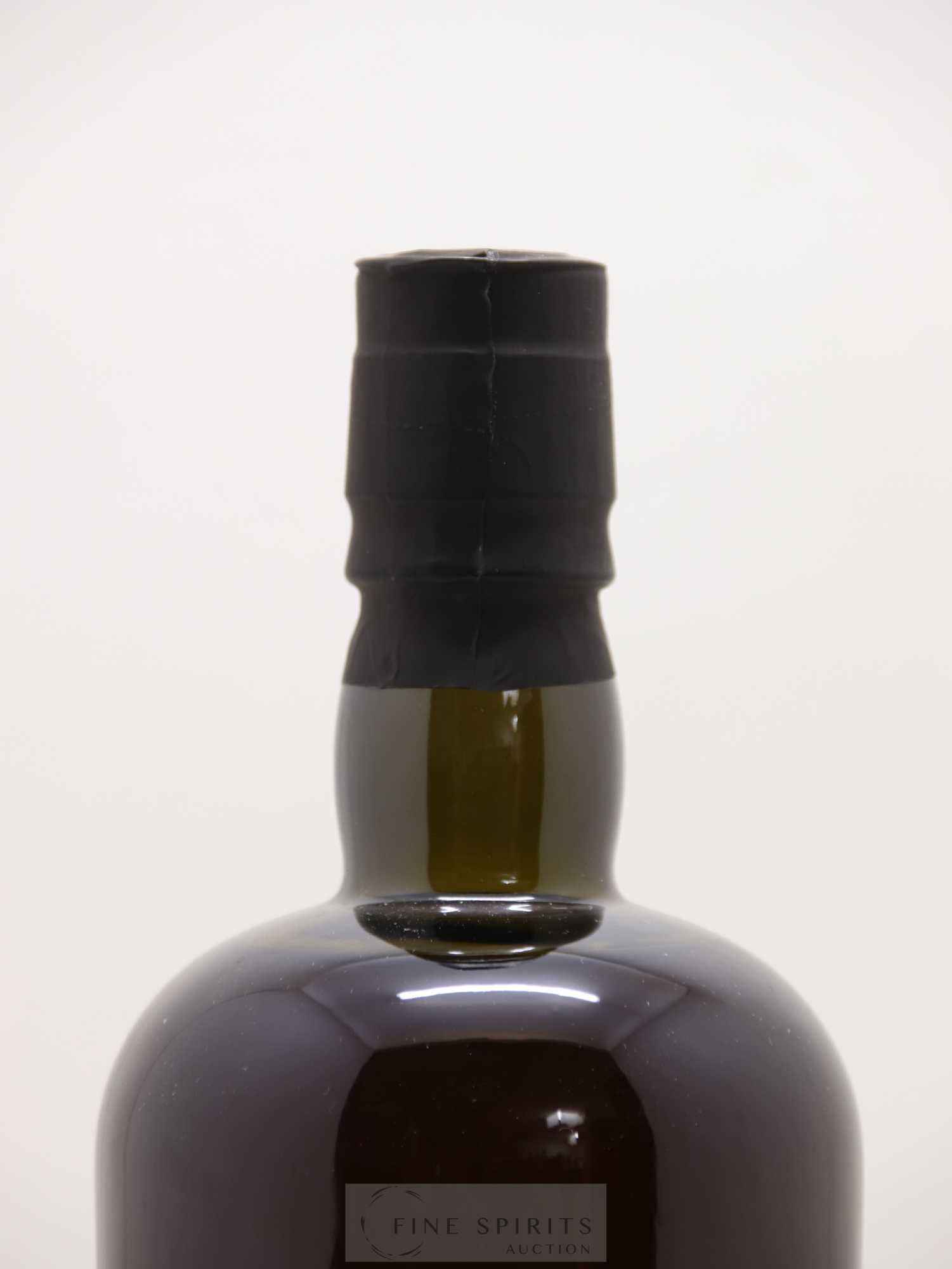 Basseterre 1995 Velier bottled 2008 - Posten von 1 Flasche - 3