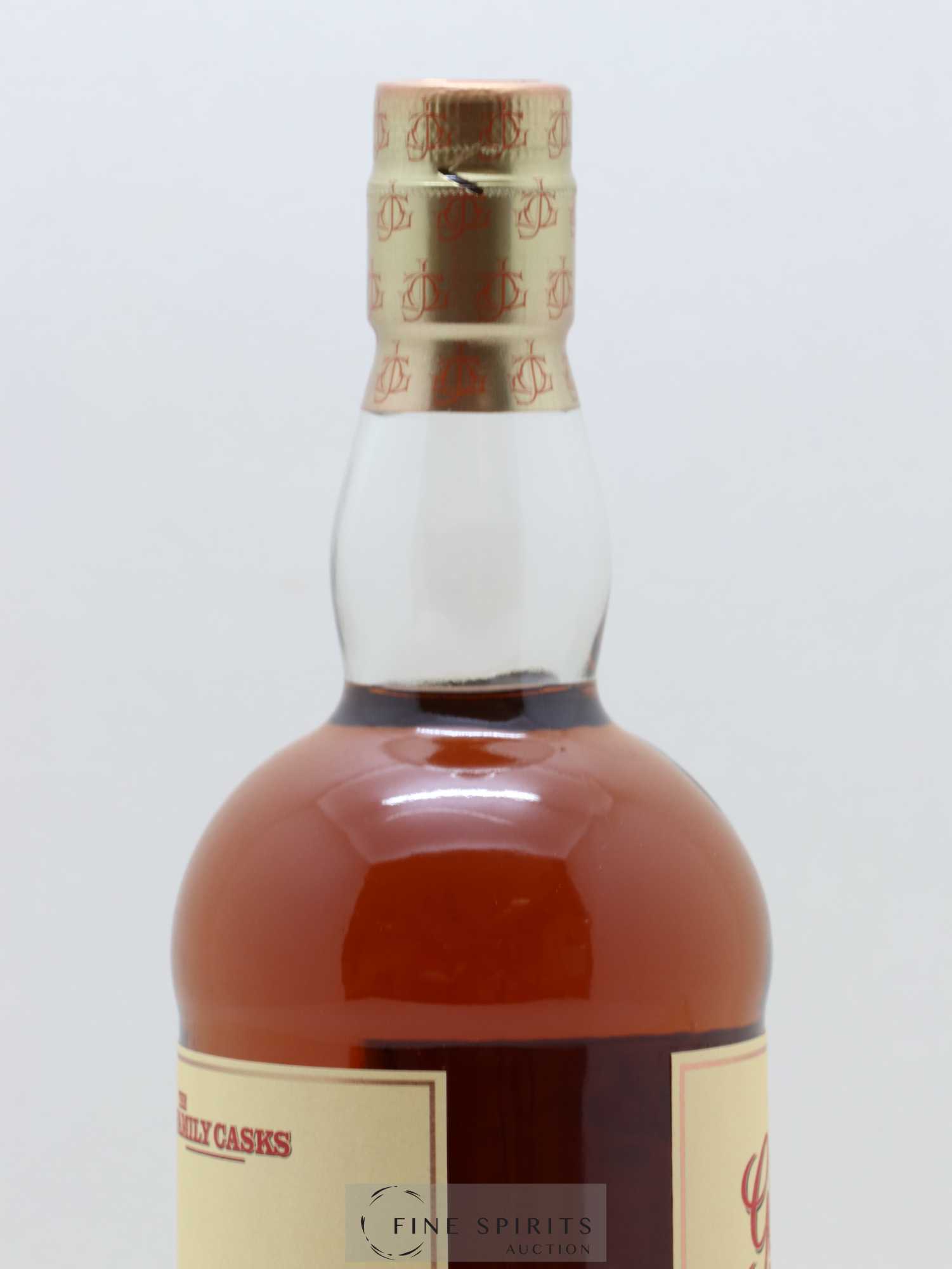 Glenfarclas 1967 Of. Special Release Cask n°6343 - One of 468 - bottled 2011 The Family Casks - Lot de 1 bouteille - 3