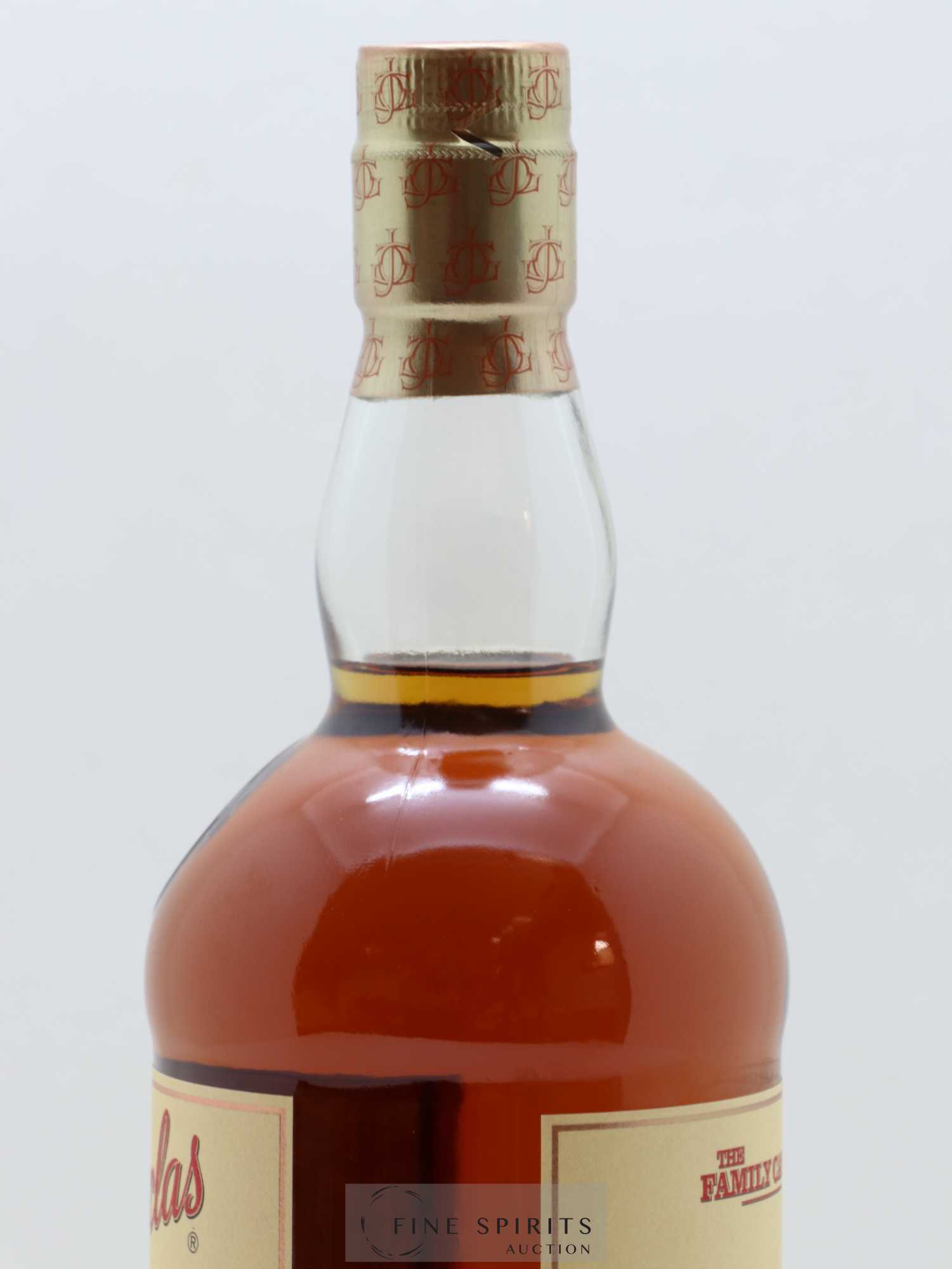 Glenfarclas 1967 Of. Special Release Cask n°6343 - One of 468 - bottled 2011 The Family Casks - Lot de 1 bouteille - 3