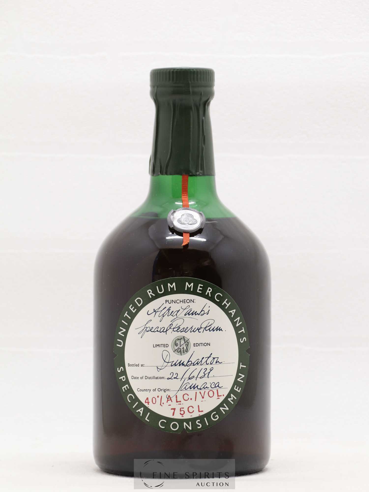 Alfred Lamb's Special Reserve 1939 United Rum Merchants Special Consignment One of 918 Limited Edition - Lot of 1 bottle - 1
