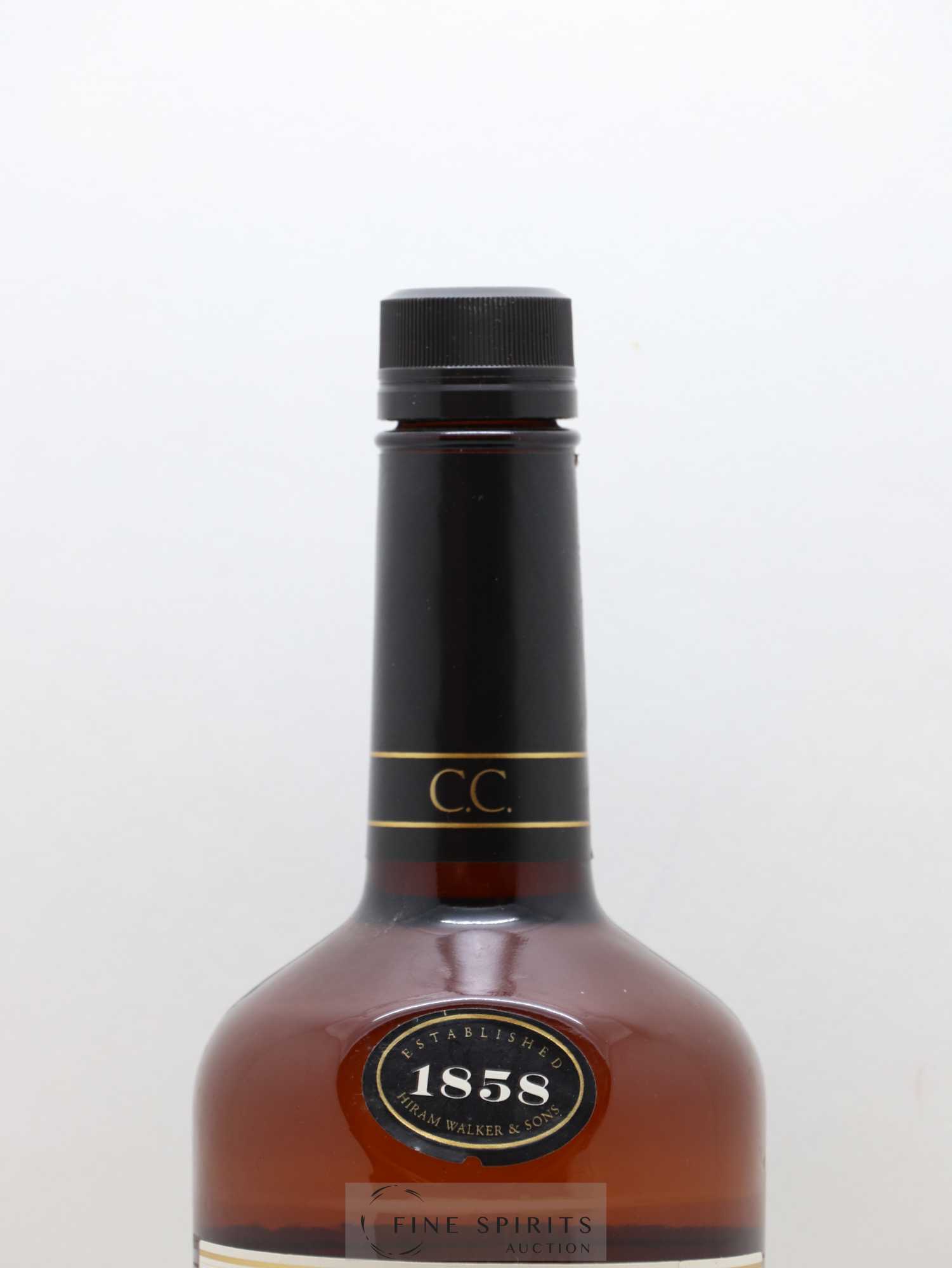 Canadian Club Of. Barrel Blended C.C. Imported - Lot de 1 bouteille - 2