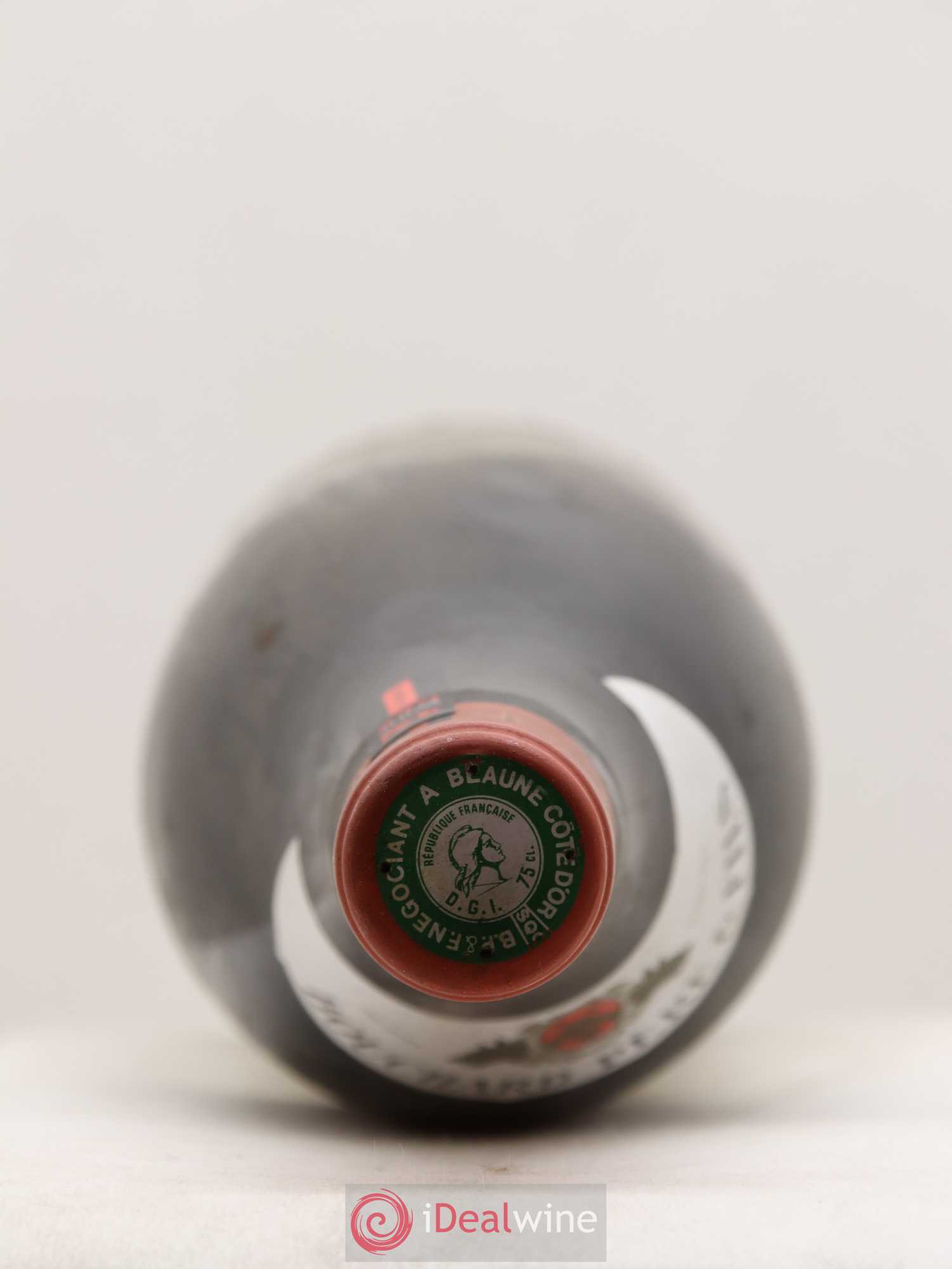 Musigny Grand Cru Bouchard Père & Fils 1982 - Lot de 1 bouteille - 2