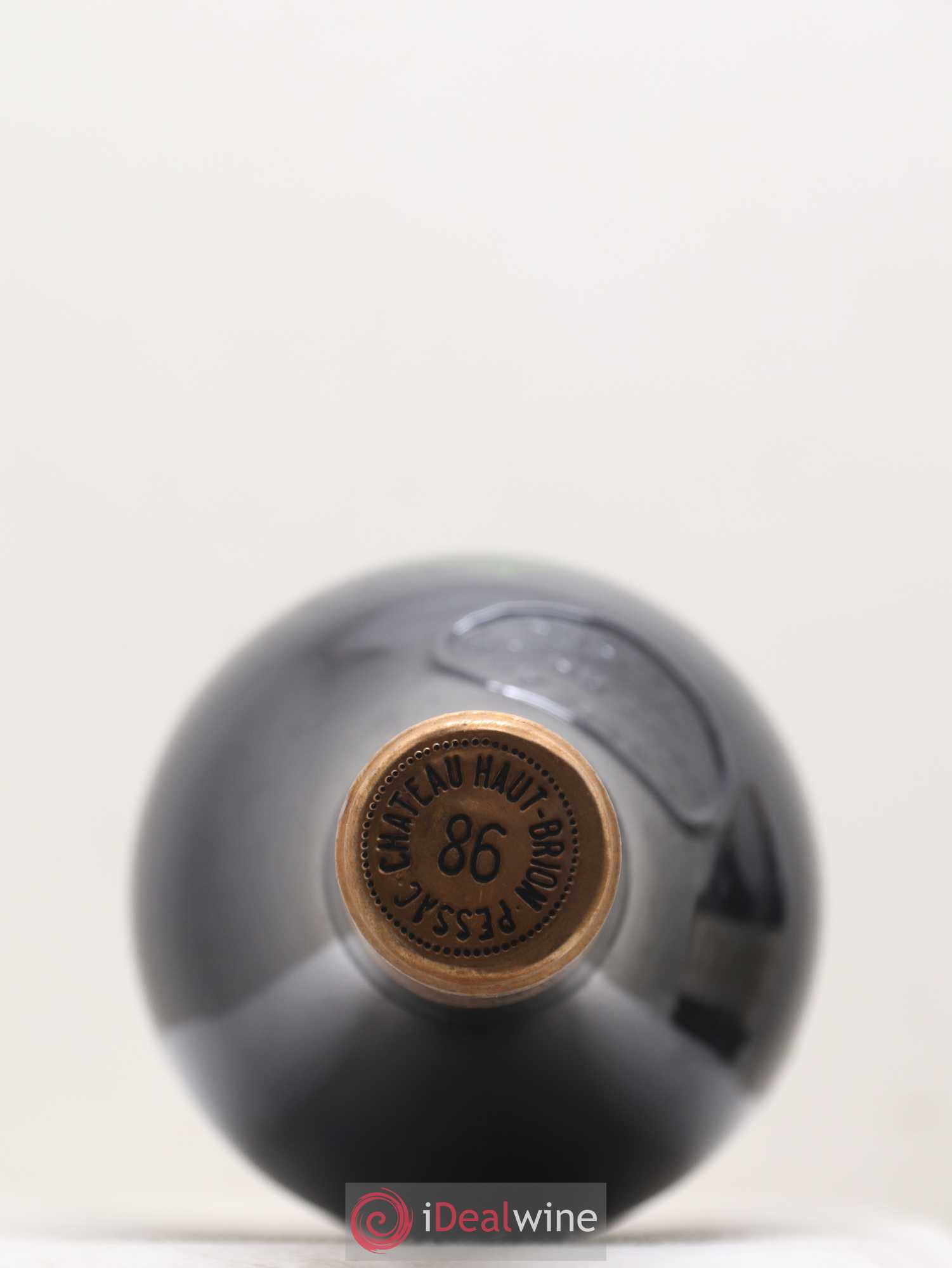 Château Haut Brion 1er Grand Cru Classé 1986 - Lotto di 2 bottiglie - 1