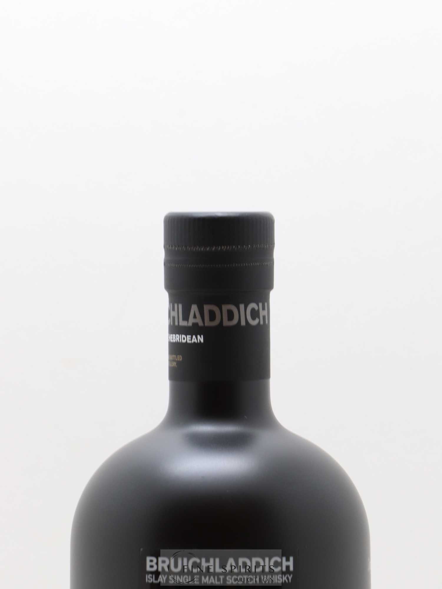 Bruichladdich 21 years 1989 Of. Black Art Edition 02.2 2nd Release - Posten von 1 Flasche - 3