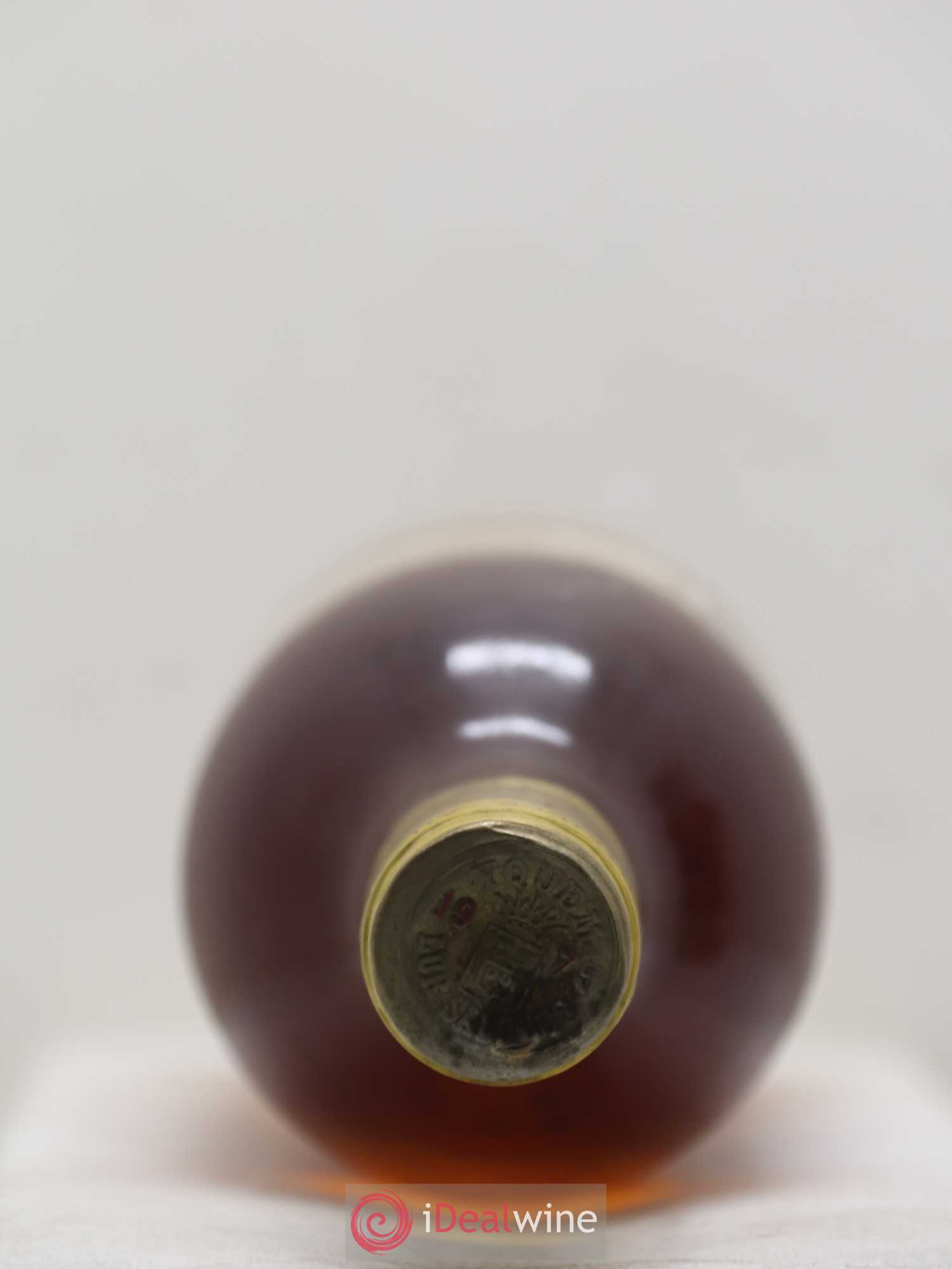 Château d' Yquem 1er Cru Classé Supérieur 1975 - Lotto di 2 bottiglie - 2