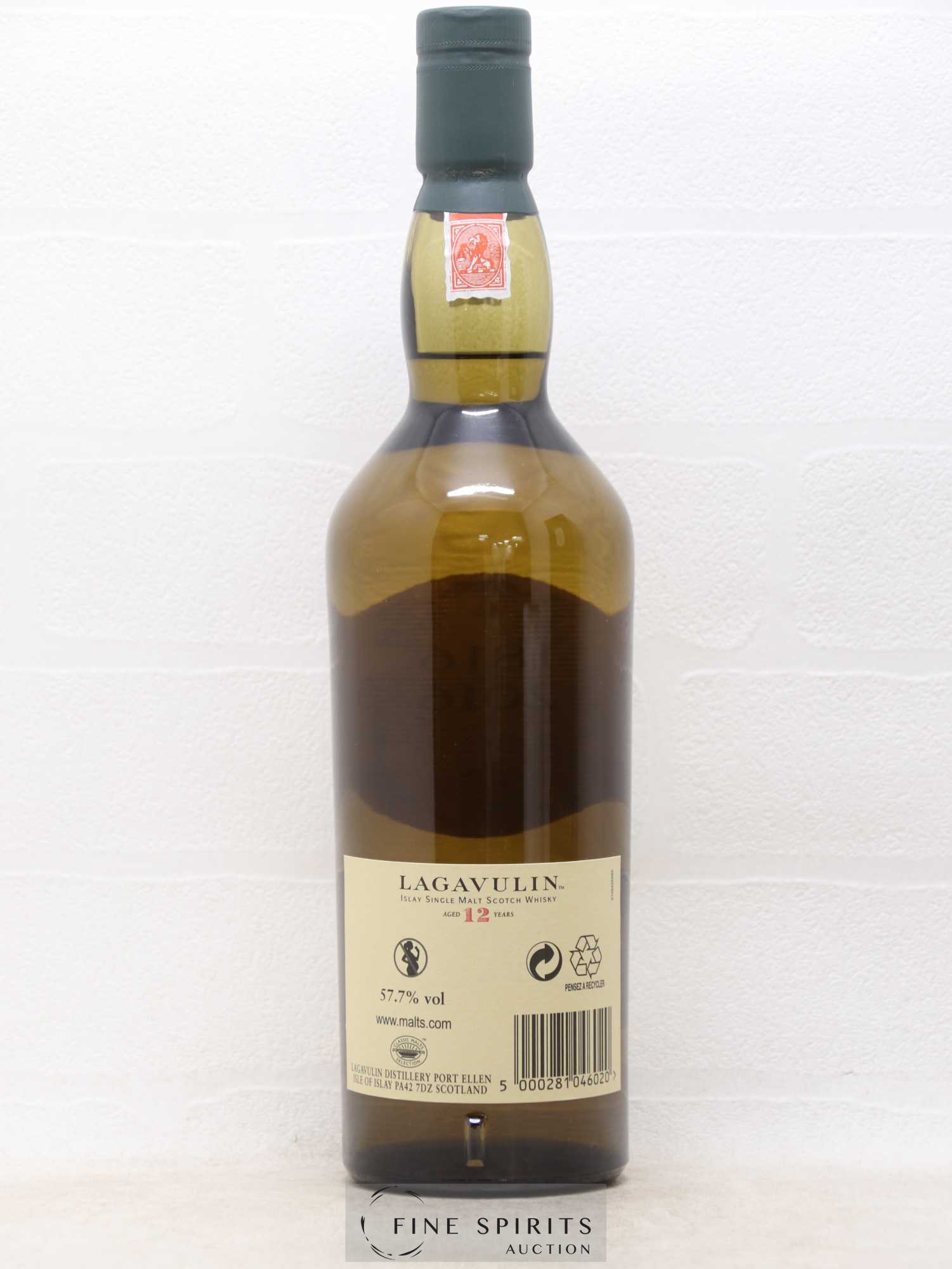 Lagavulin 12 years Of. Natural Cask Strength bottled 2016 200th Anniversary Limited Edition - Lot of 1 bottle - 2
