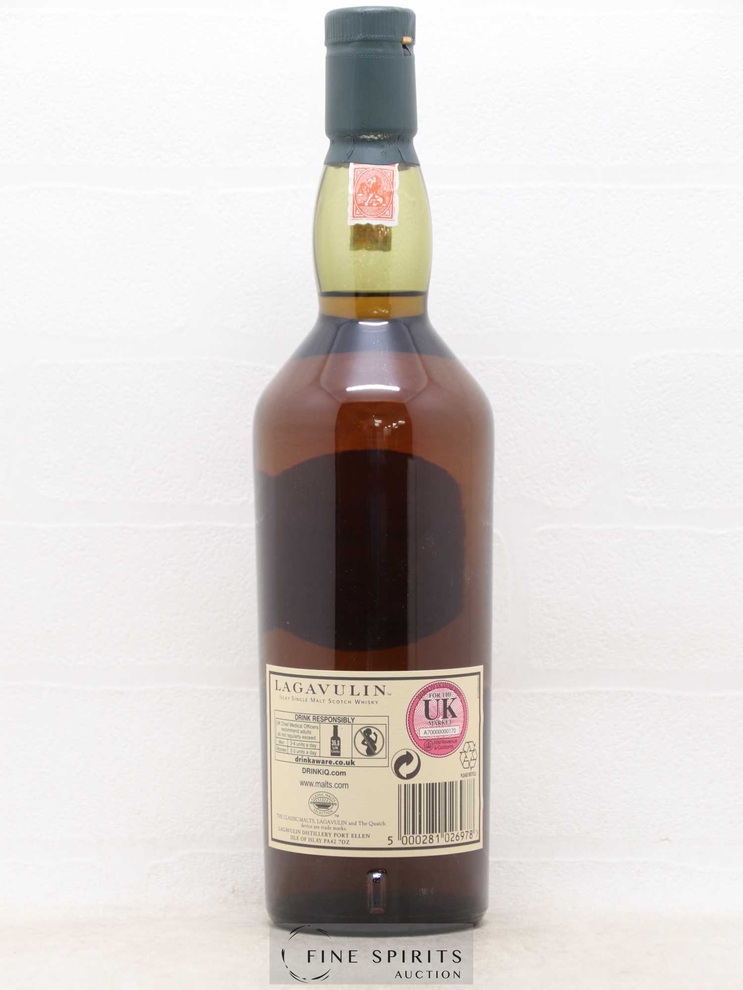 Lagavulin Of. Natural Cask Strength bottled 2010 Available only at the Distillery Limited Edition - Lot de 1 bouteille - 1