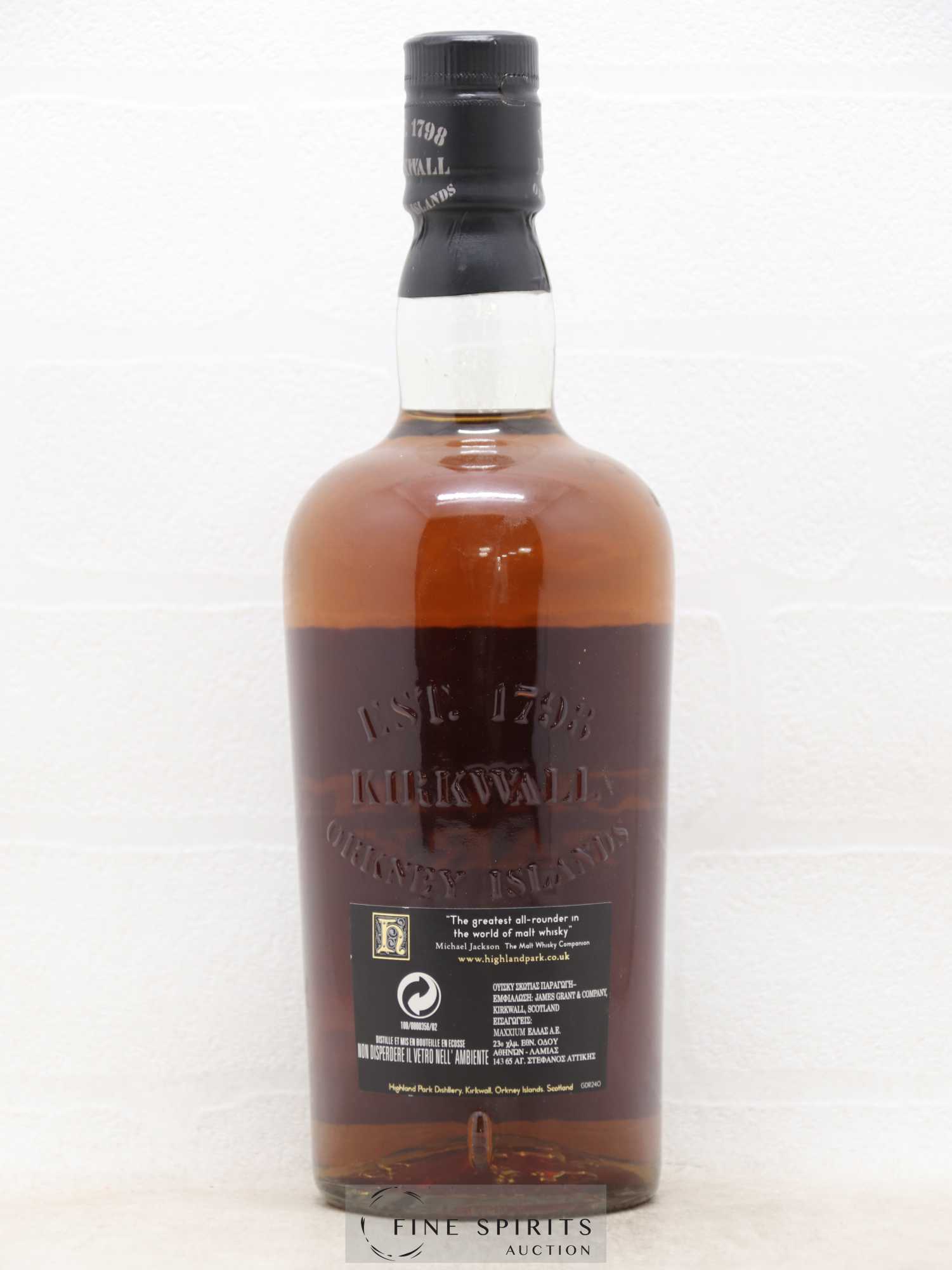 Highland Park 18 years Of. The Greatest All-Rounder in the World of Malt Whisky - Lot de 1 bouteille - 1
