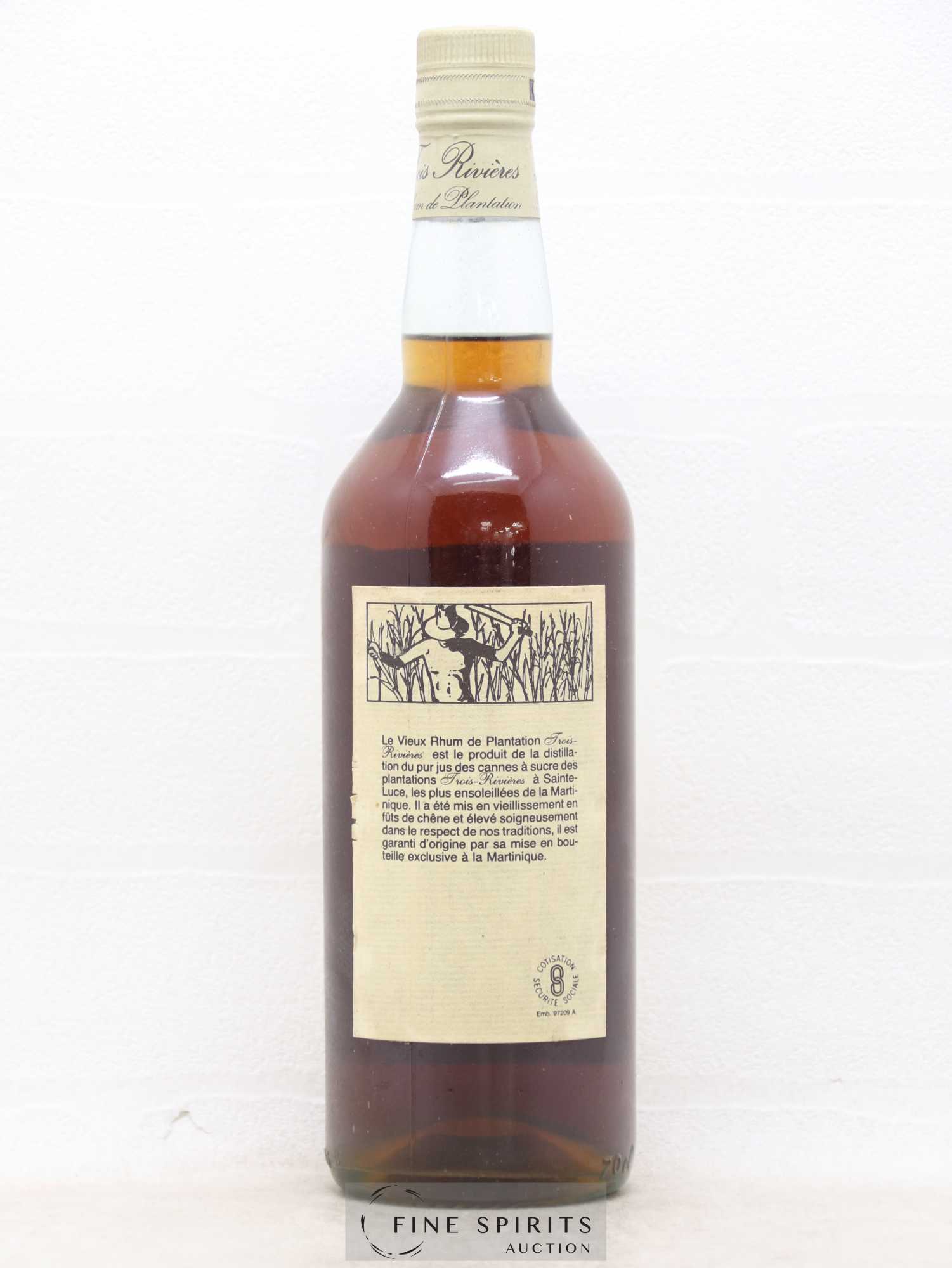 Trois Rivières 1964 Of. - Lot de 1 bouteille - 1