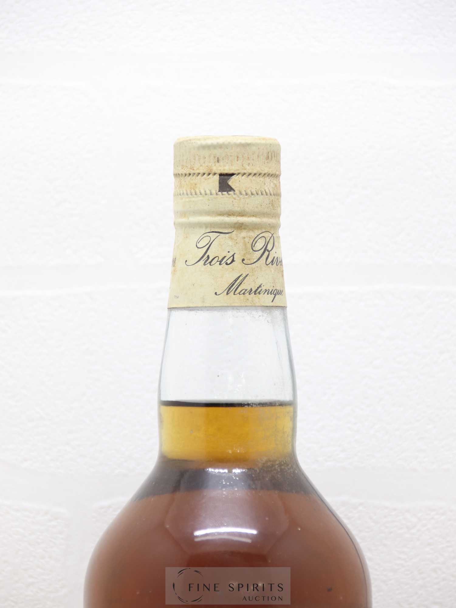 Trois Rivières 1970 Of. Label Rouge (no reserve) - Lot of 1 bottle - 2