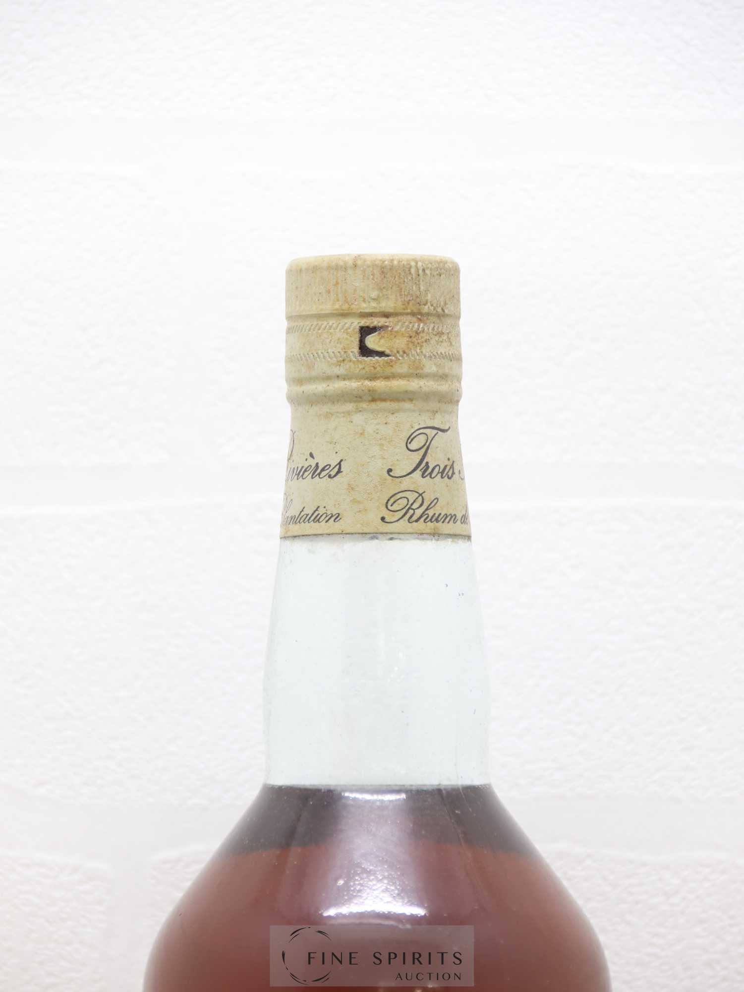 Trois Rivières 1964 Of. - Posten von 1 Flasche - 2
