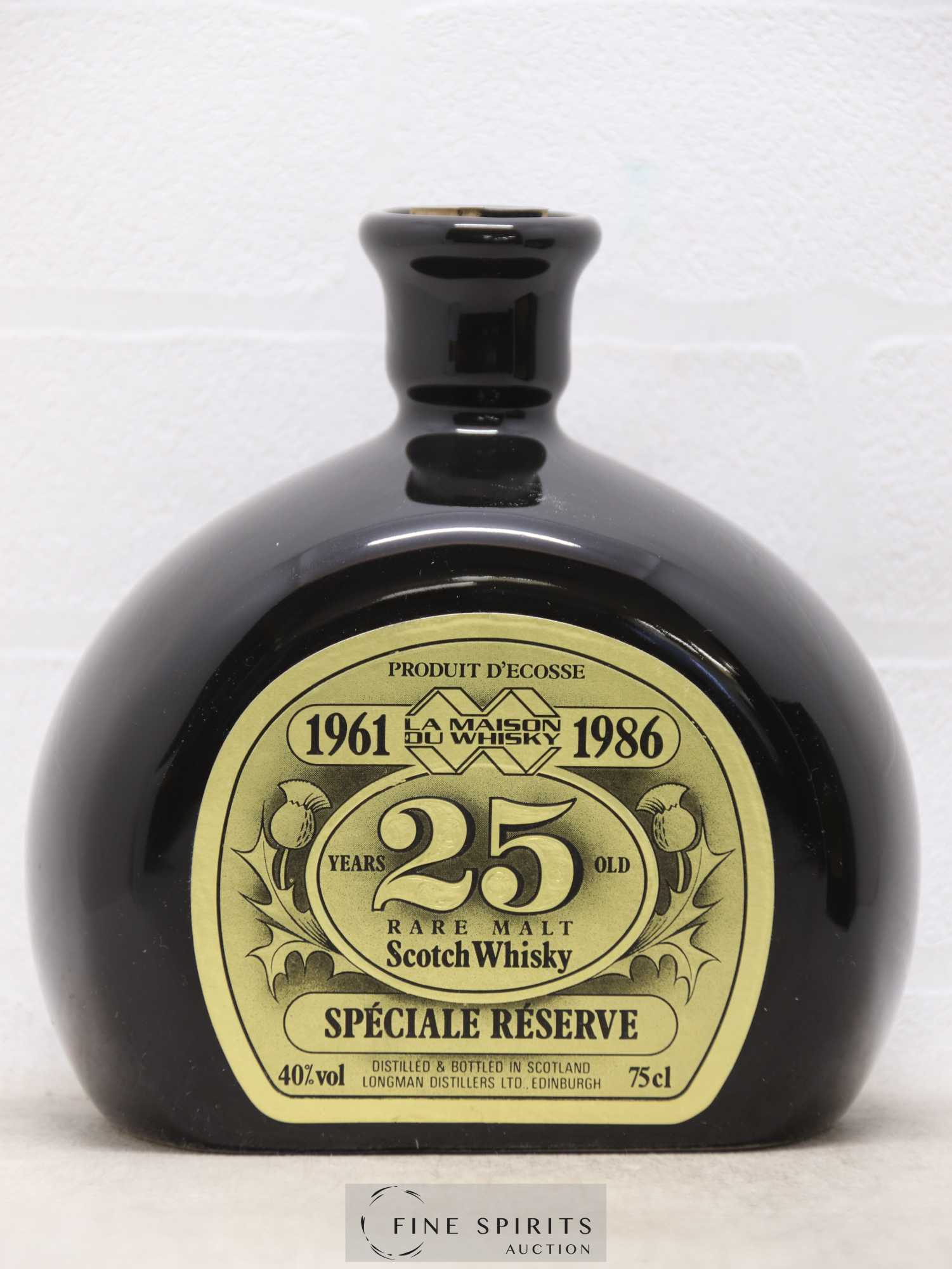 La Maison du Whisky 25 years 1961 Longman Speciale Reserve Ceramic Decanter - bottled 1986 SNPA Import - Lot of 1 bottle - 1