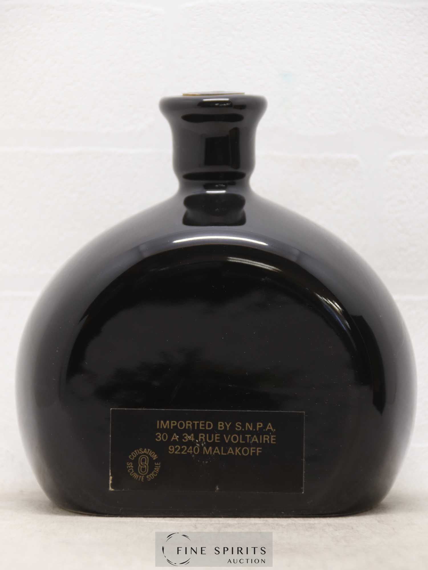La Maison du Whisky 25 years 1961 Longman Speciale Reserve Ceramic Decanter - bottled 1986 SNPA Import - Lot of 1 bottle - 2