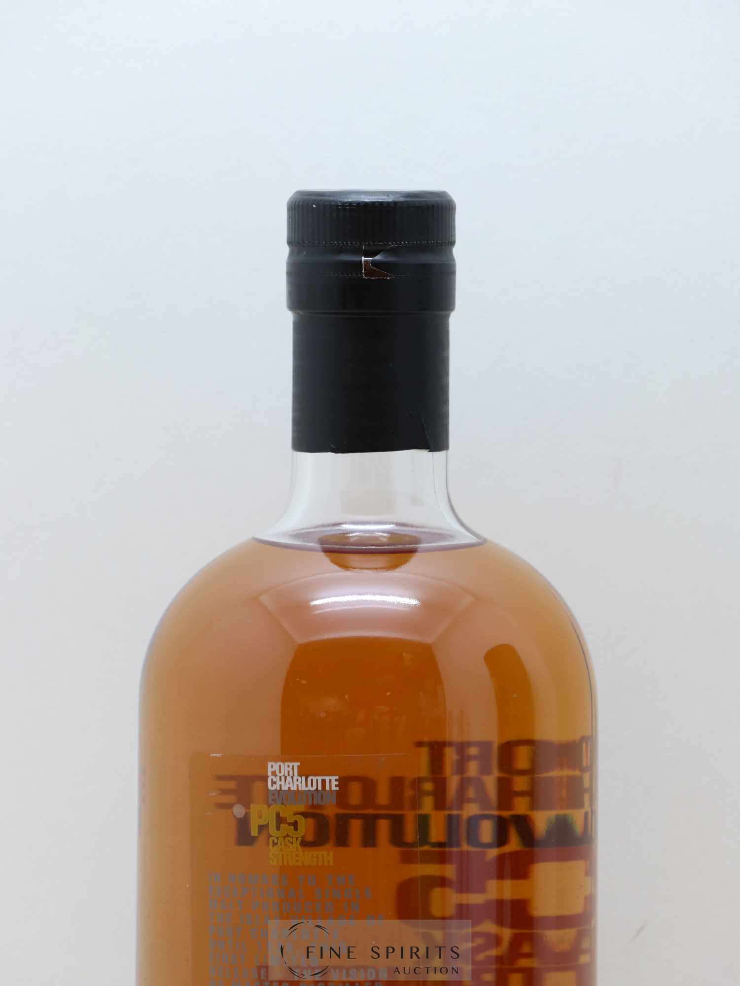 Port Charlotte 5 years 2001 Of. PC5 One of 6038 - bottled 2006 Limited Release - Lot de 1 bouteille - 3