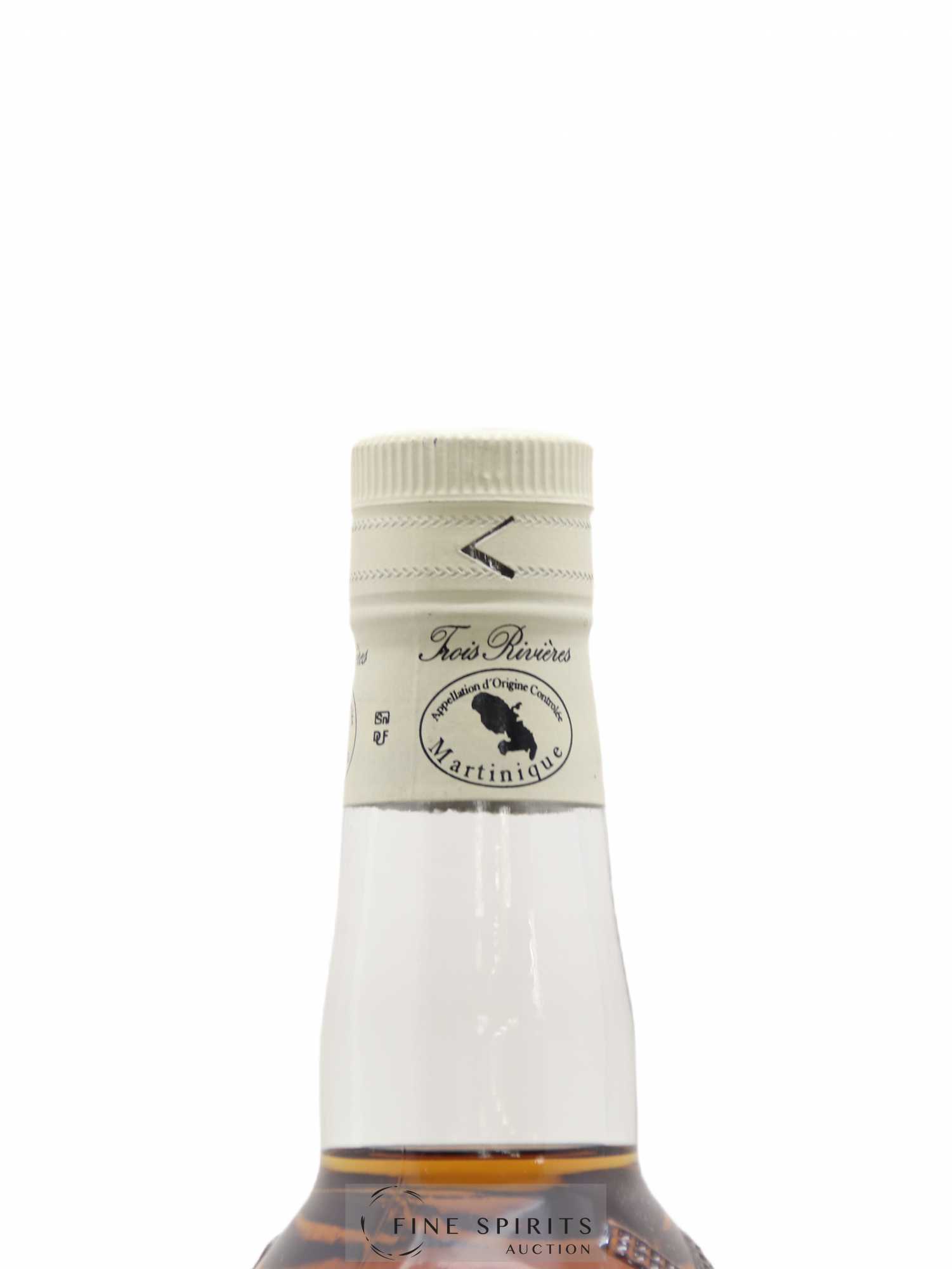 Trois Rivières 1982 Of. bottled 1992 - Lot de 1 bouteille - 2