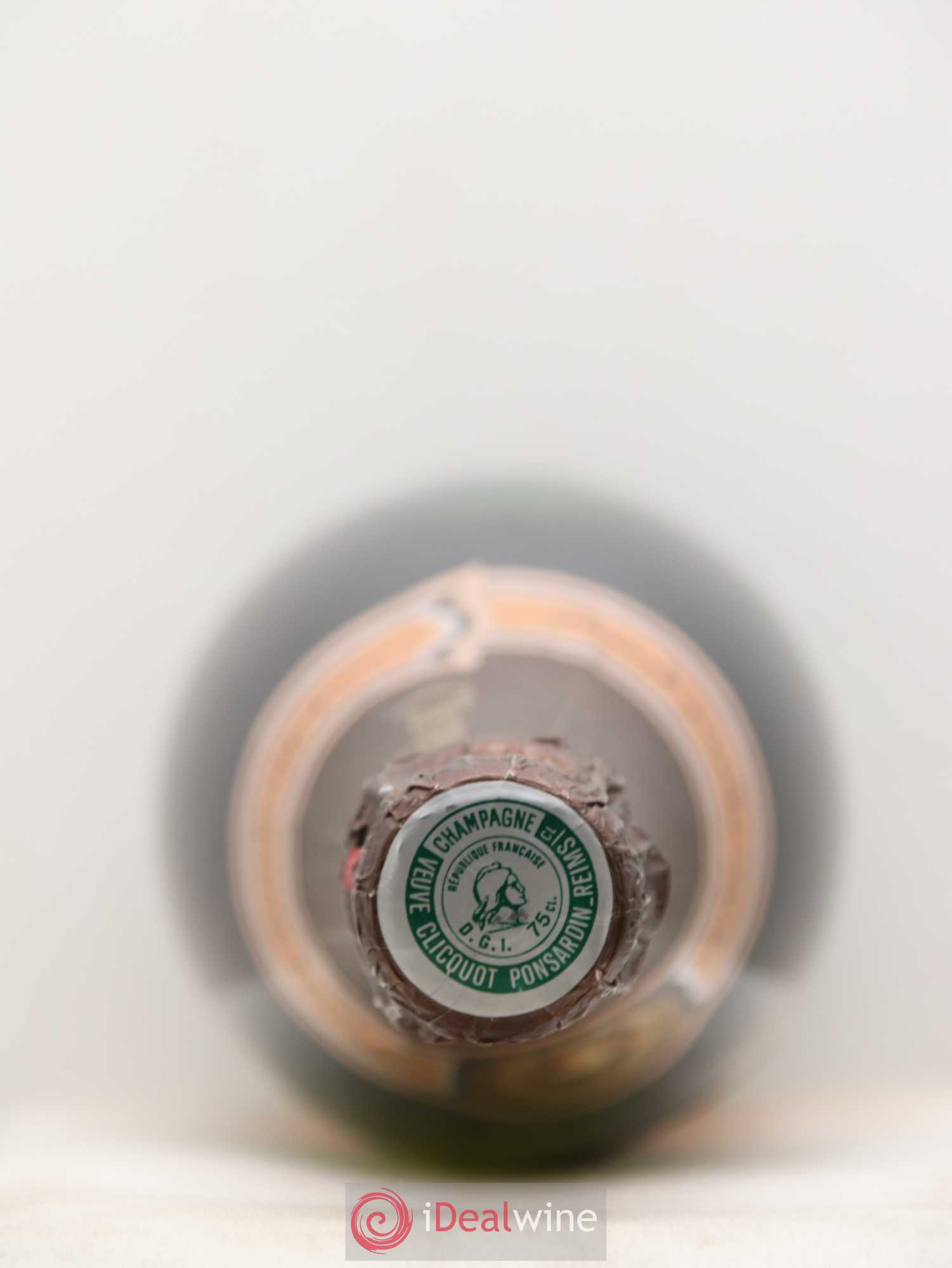 Vintage Rosé Veuve Clicquot 1983 - Lot de 3 bouteilles - 1