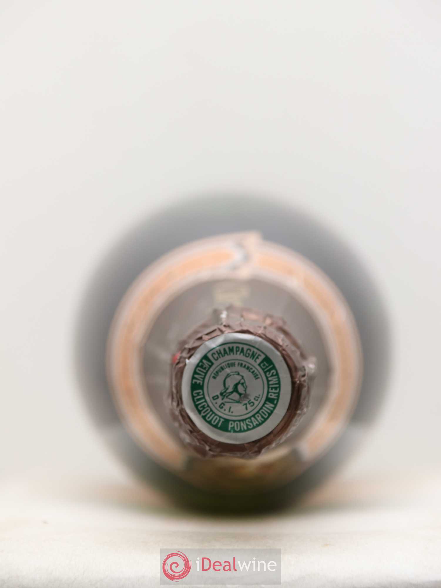 Vintage Rosé Veuve Clicquot 1983 - Lot de 2 bouteilles - 1
