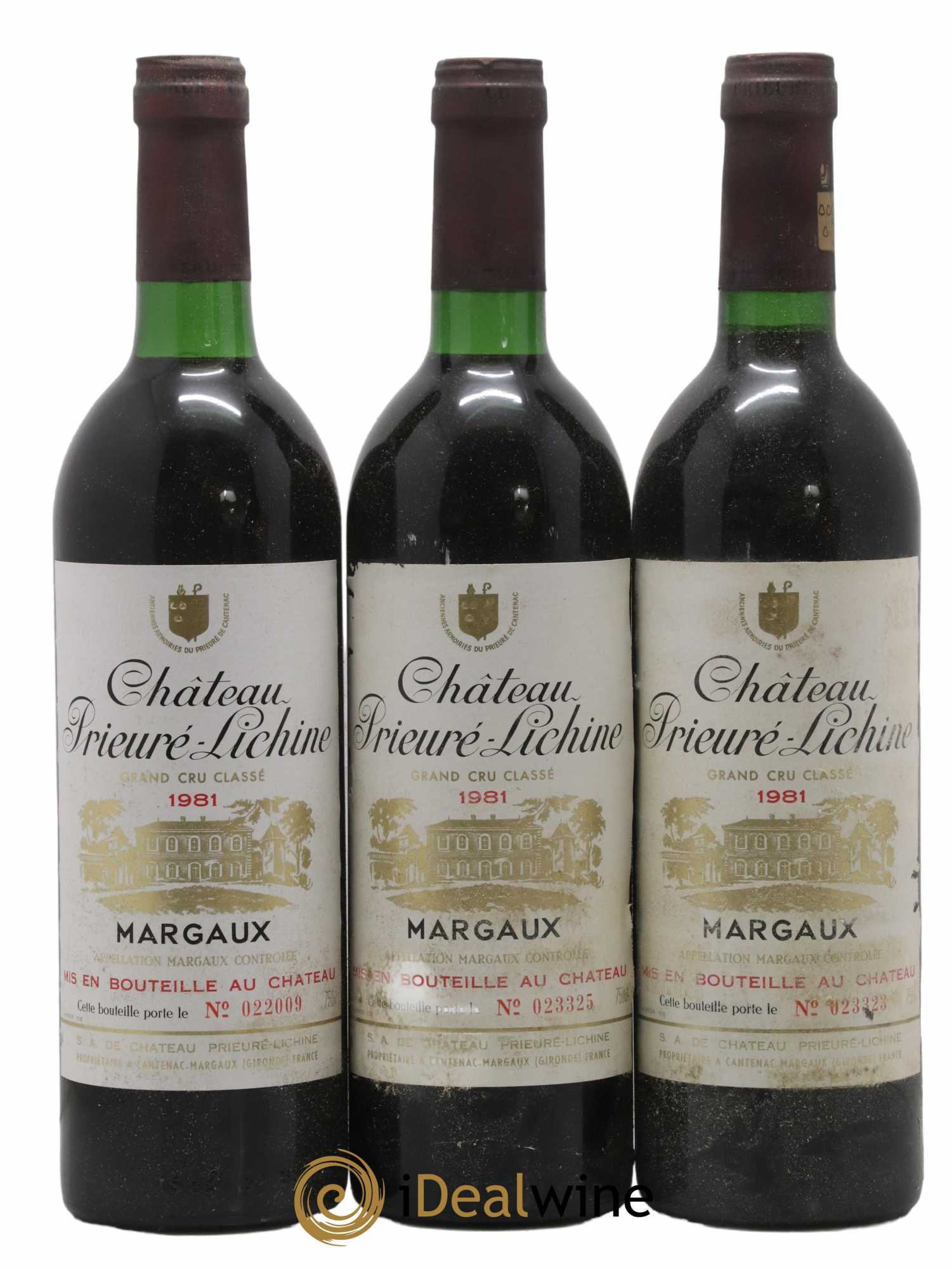 Château Prieuré Lichine 4ème Grand Cru Classé 1981 - Lot of 3 bottles - 0