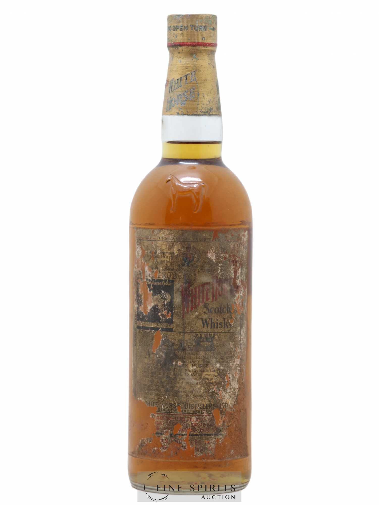 White Horse Of. G.B. Carpano Import Fine Old (40°) - Lot de 1 bouteille - 0