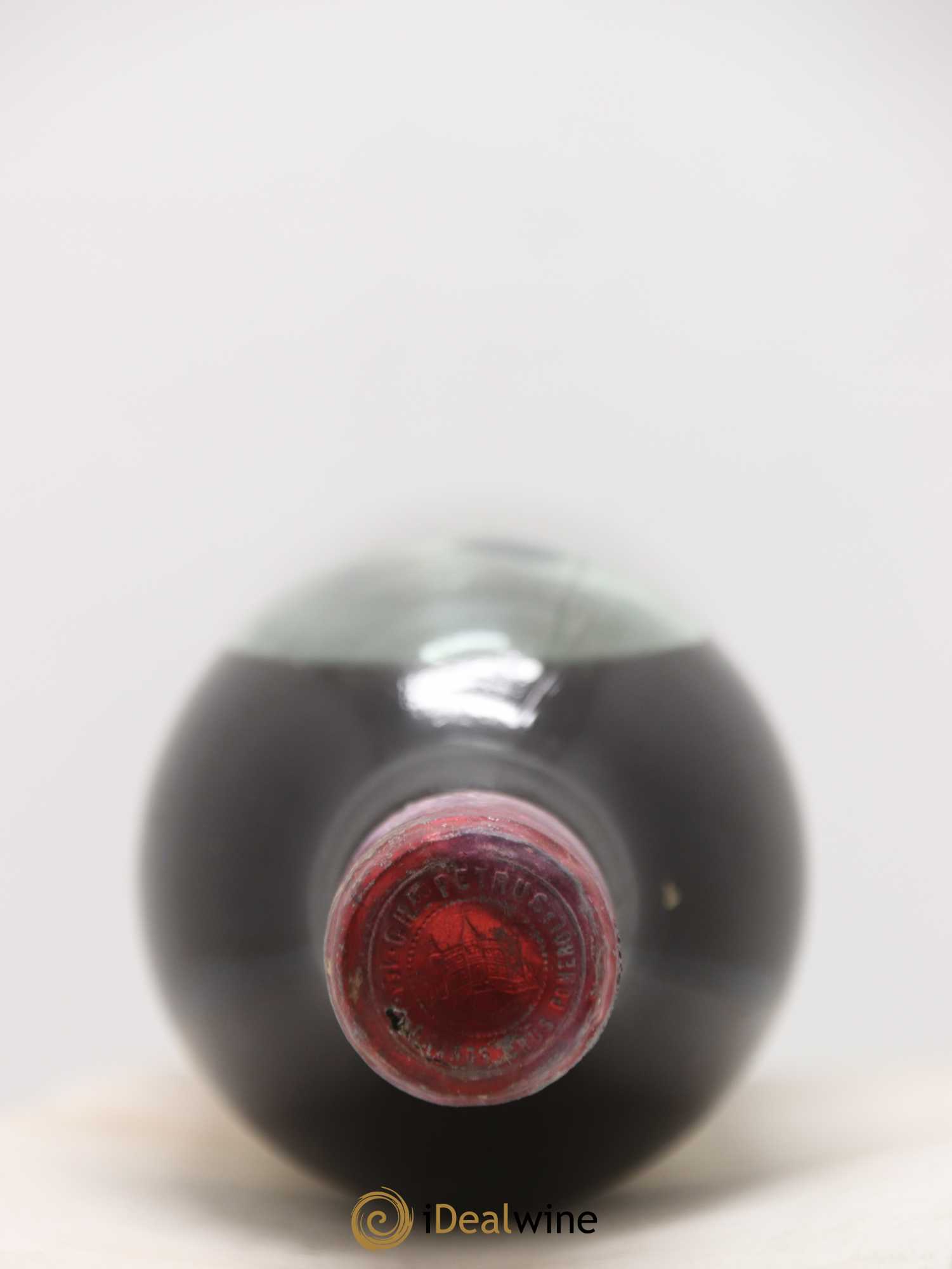 Petrus 1943 - Lot de 1 bouteille - 2