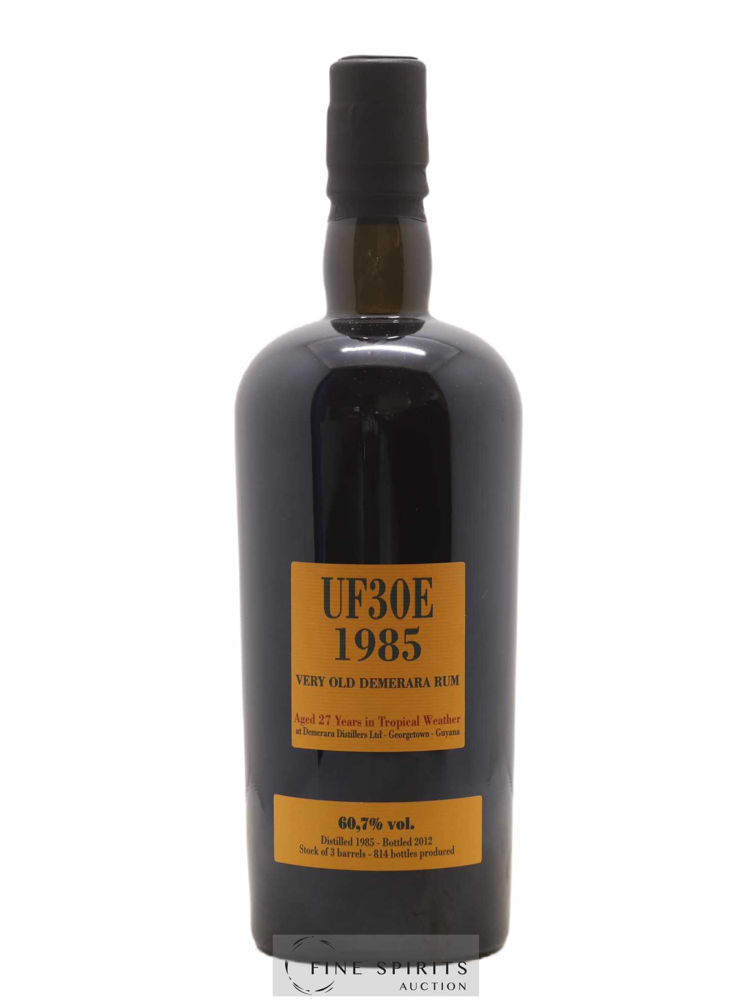 UF30E 27 years 1985 Velier Stock of 3 barrels Casks n°10548-552-553 - bottled 2012 Limited Edition 814 Bottles - Lot de 1 bouteille - 1