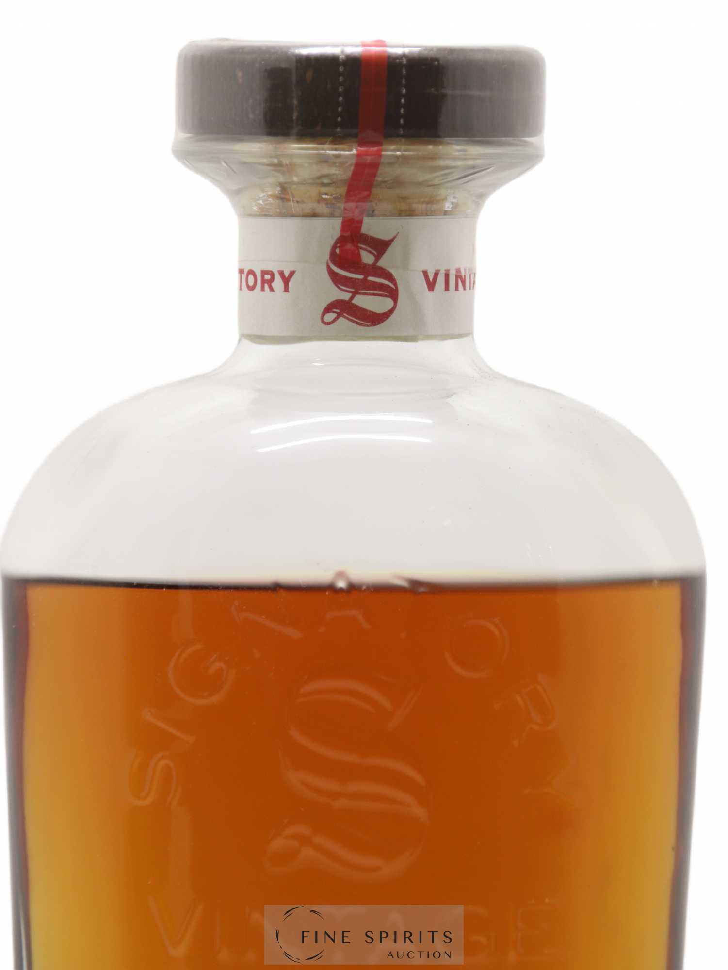 Laphroaig 11 years 1998 Signatory Vintage Collector's Edition Refill Butt n°700346 - One of 506 - bottled 2010 LMDW Cask Strength Collection - Lot de 1 bouteille - 2
