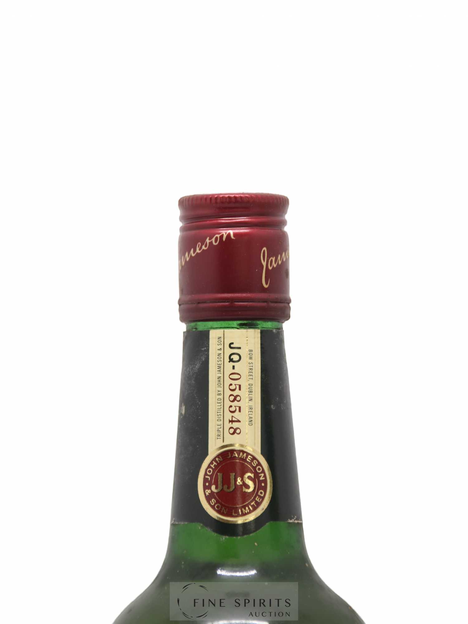 Jameson Of. Triple Distilled - Posten von 1 Flasche - 3