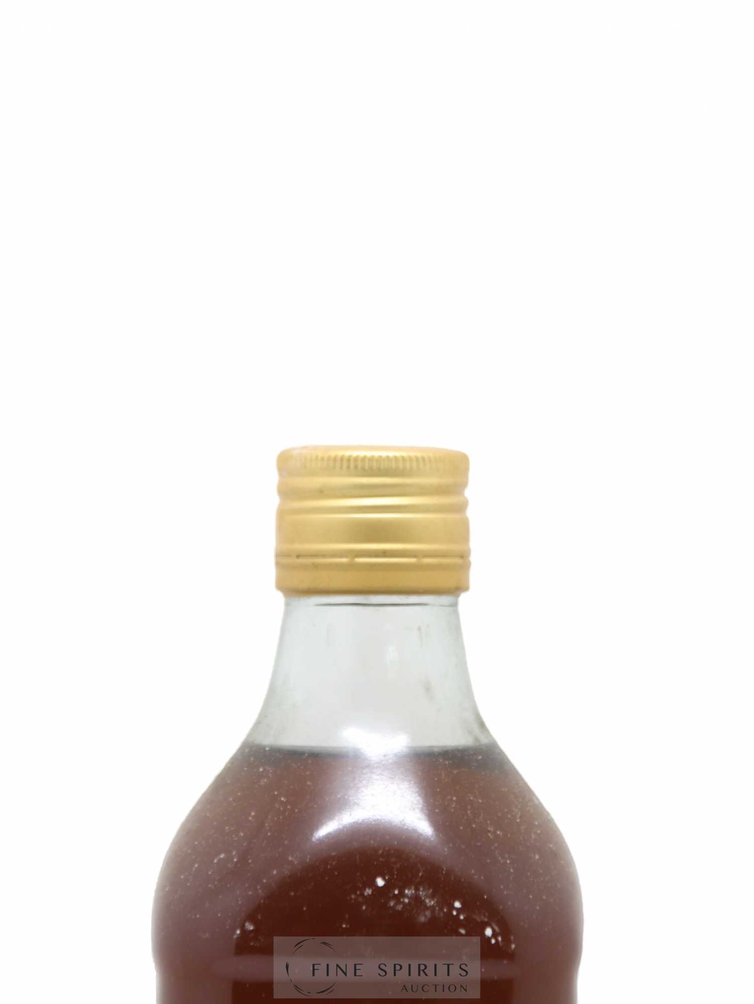 Bernus 1977 Of. Fût de chêne - Lot de 1 bouteille - 1