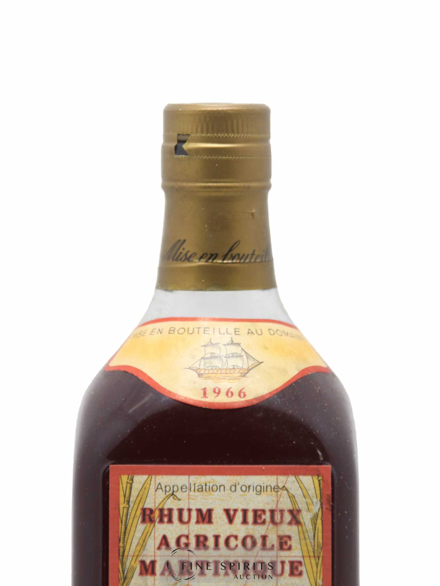 J. Bally 1966 Of. Plantations Lajus du Carbet - Lot de 1 bouteille - 1
