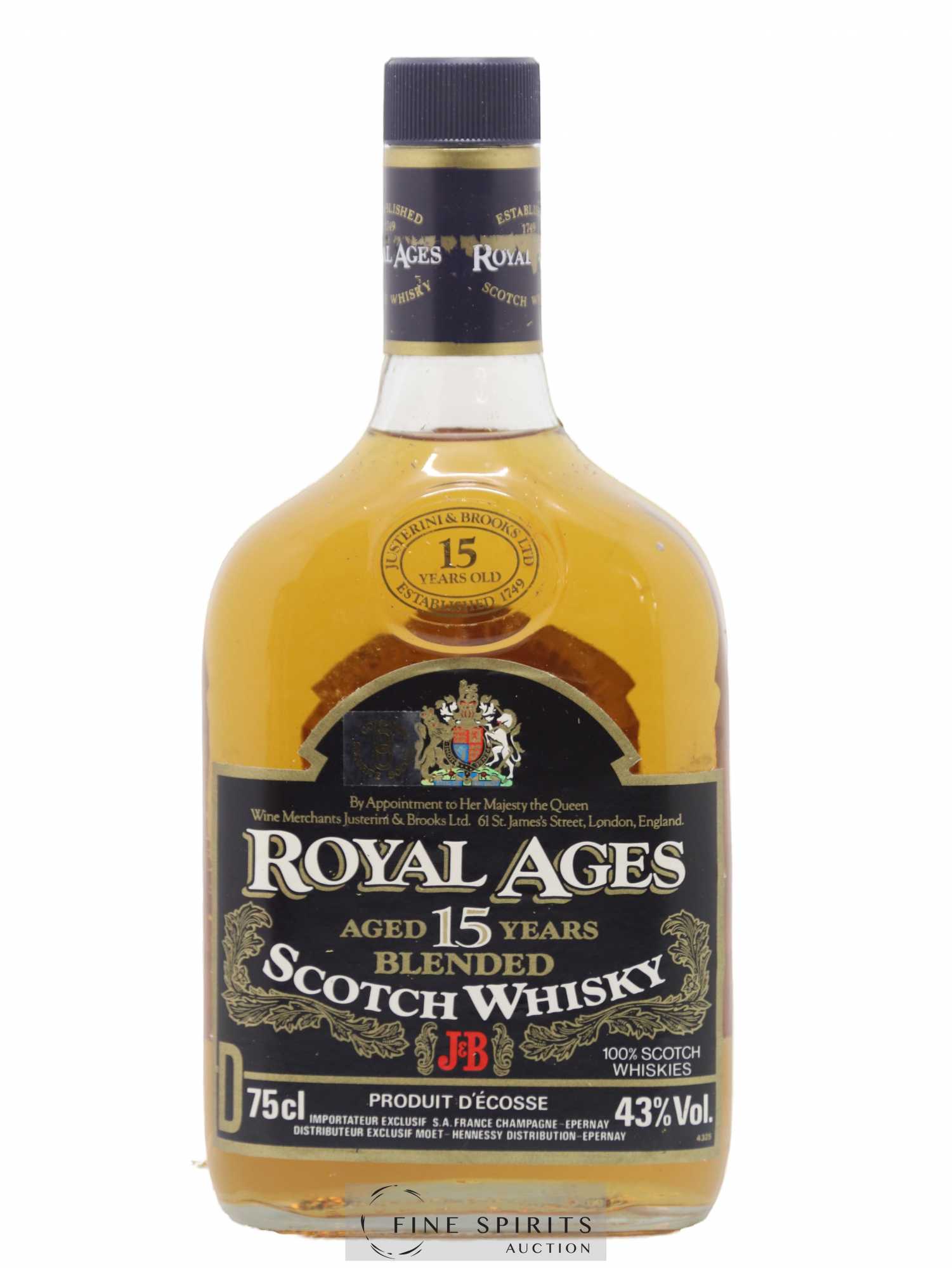 J&B 15 years Of. Royal Ages Hennessy Distribution - Lot of 1 bottle - 1