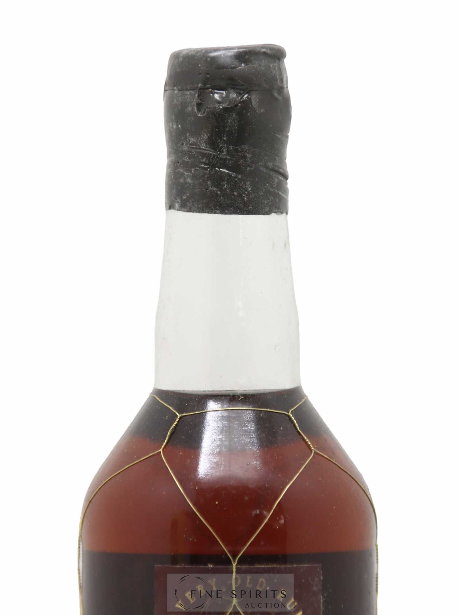 Courville 1975 Of. Réserve Spéciale des Héritiers - Lot de 1 bouteille - 3