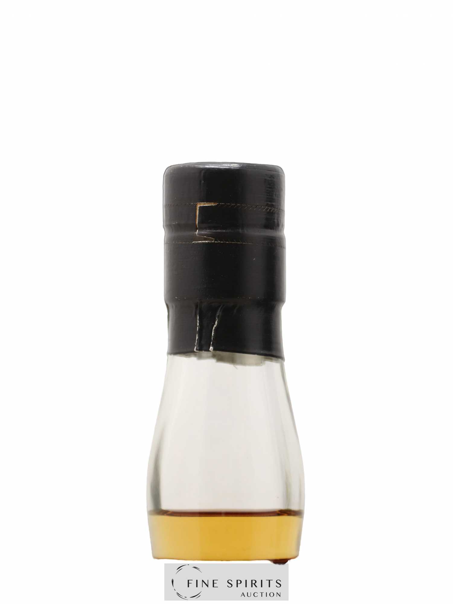 Chichibu 2009 Number One Drinks Port Pipe One of 4200 - bottled 2013 Ichiro's Malt - Lot de 1 bouteille - 3