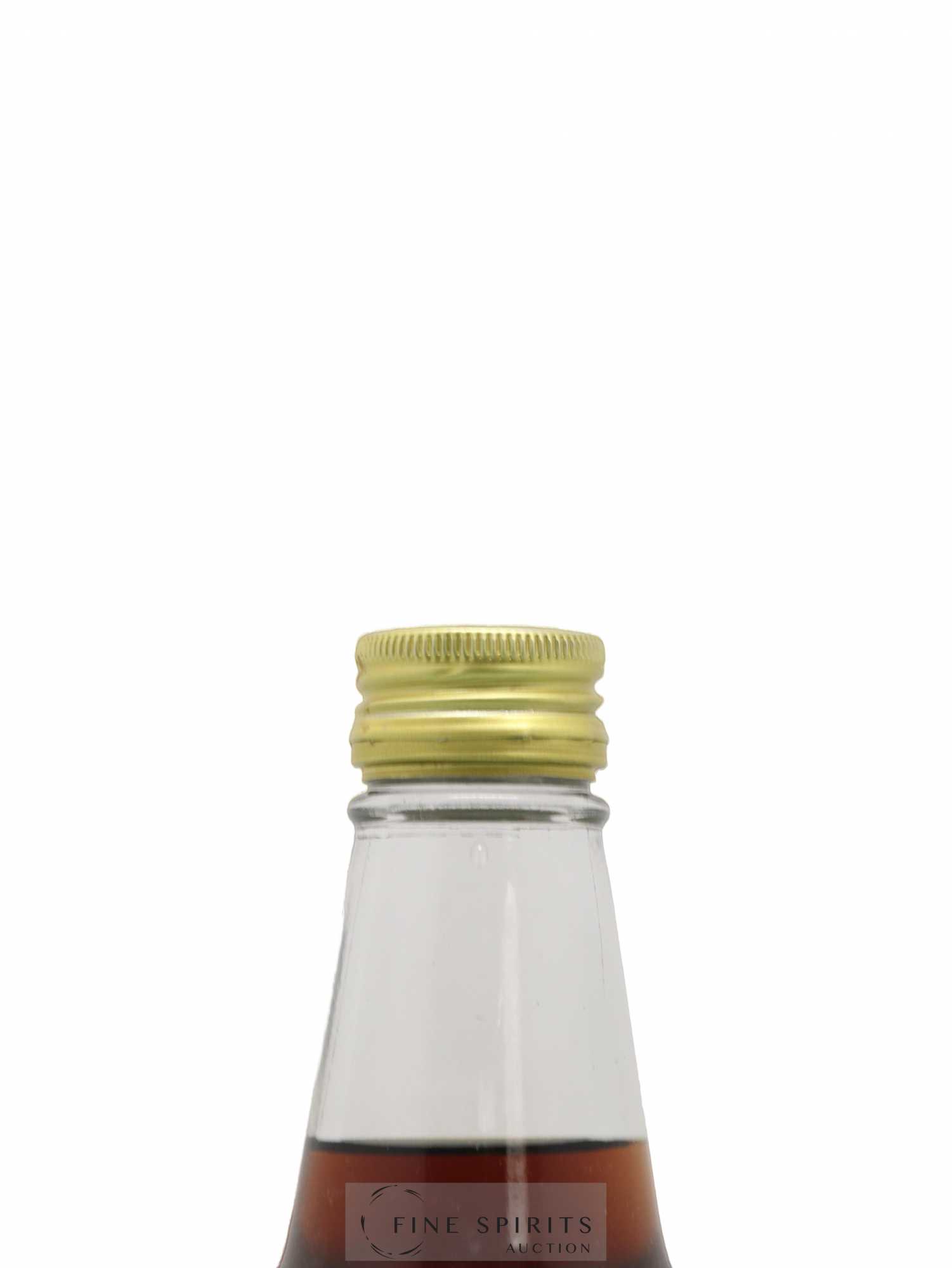 Neisson Of. Extra Vieux - Posten von 1 Liter - 2