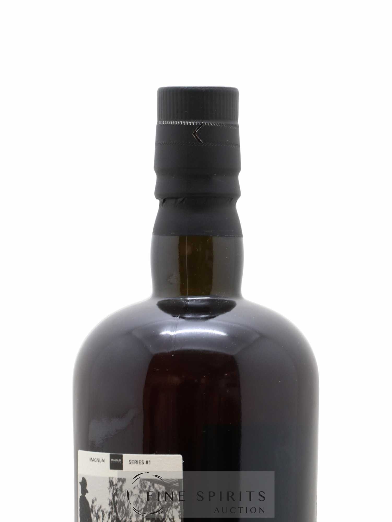 Mount Gay 14 years 2007 Of. Elliot Erwitt Edition Magnum Series n°1 - bottled 2021 LM&V - Lot de 1 bouteille - 3