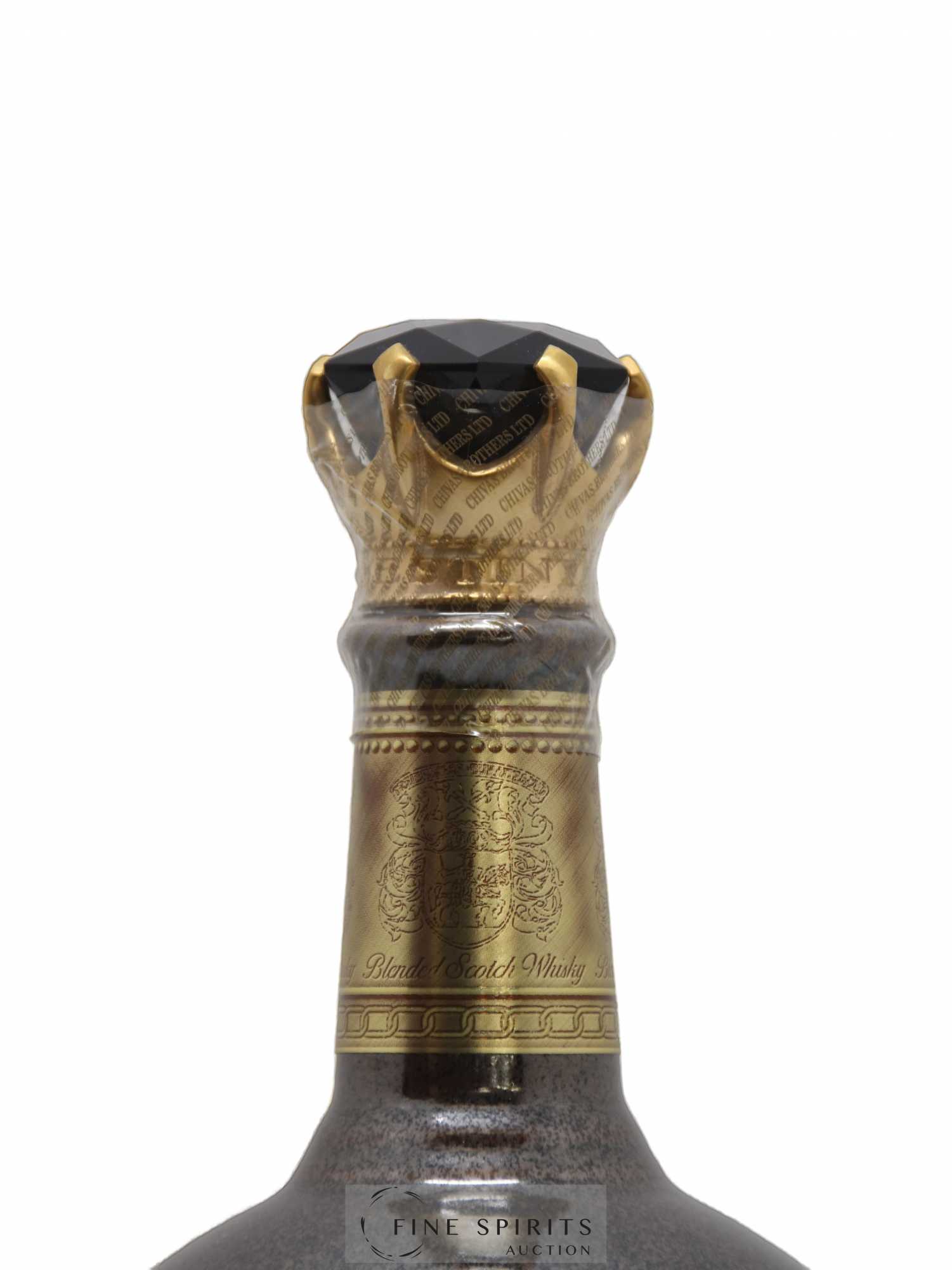 Chivas Brothers 38 years Of. Stone of Destiny Royal Salute - Lot de 1 bouteille - 3