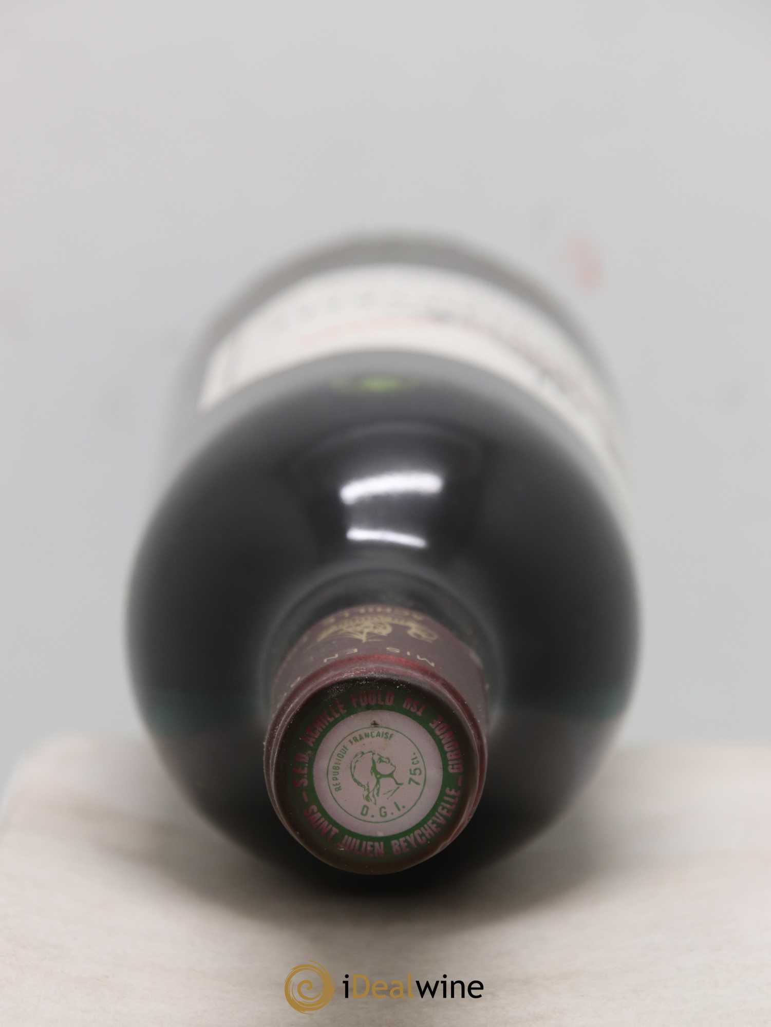Château Beychevelle 4ème Grand Cru Classé 1982 - Lot de 3 bouteilles - 1