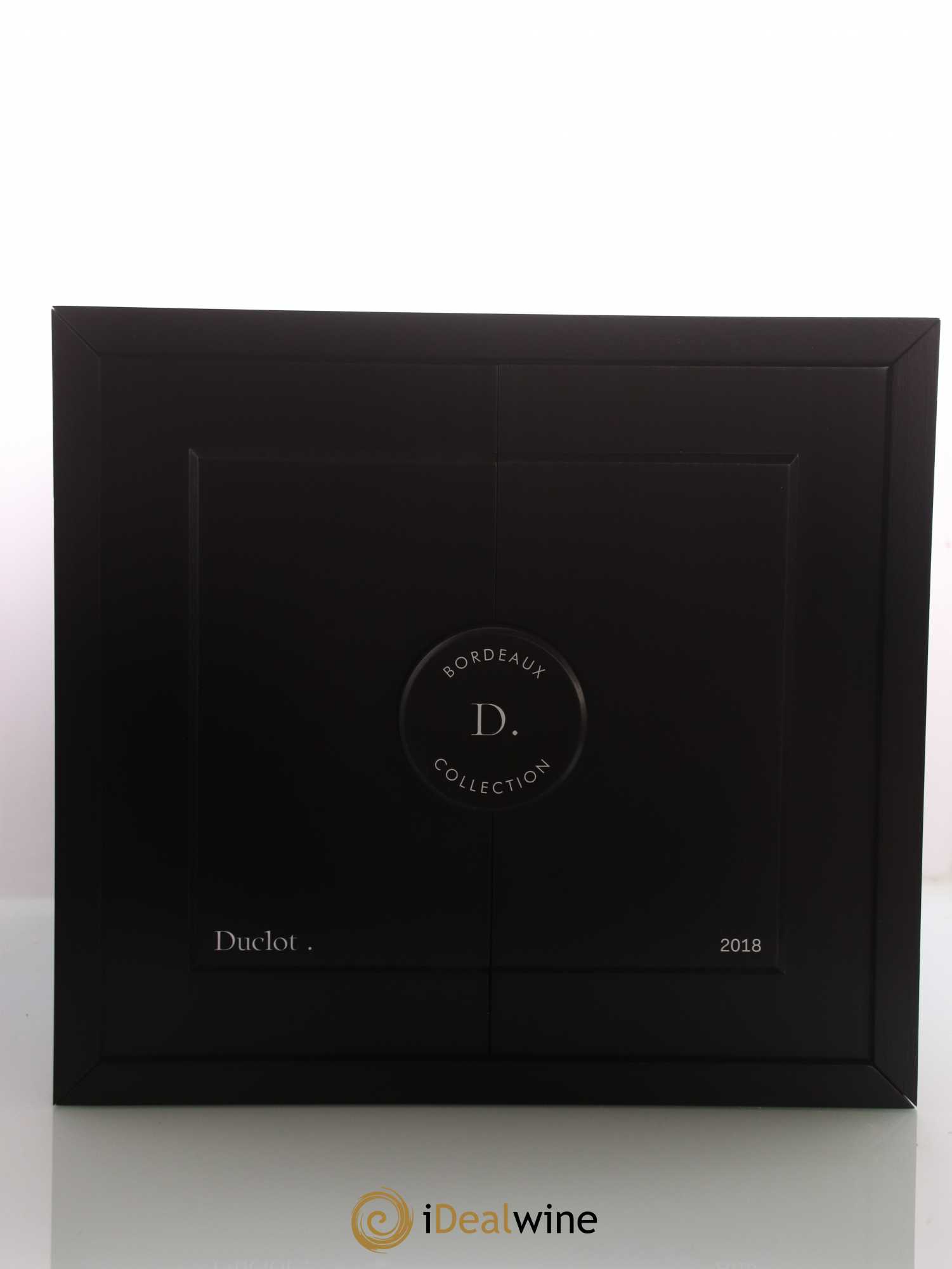 Caisse Collection Duclot 1 Ausone - 1 Cheval Blanc - 1 Haut Brion - 1 Lafite Rothschild - 1 Margaux - 1 Mission Haut Brion - 1 Mouton Rothschild - 1 Petrus - 1 Yquem 2018 - Posten von 1 Flasche - 7