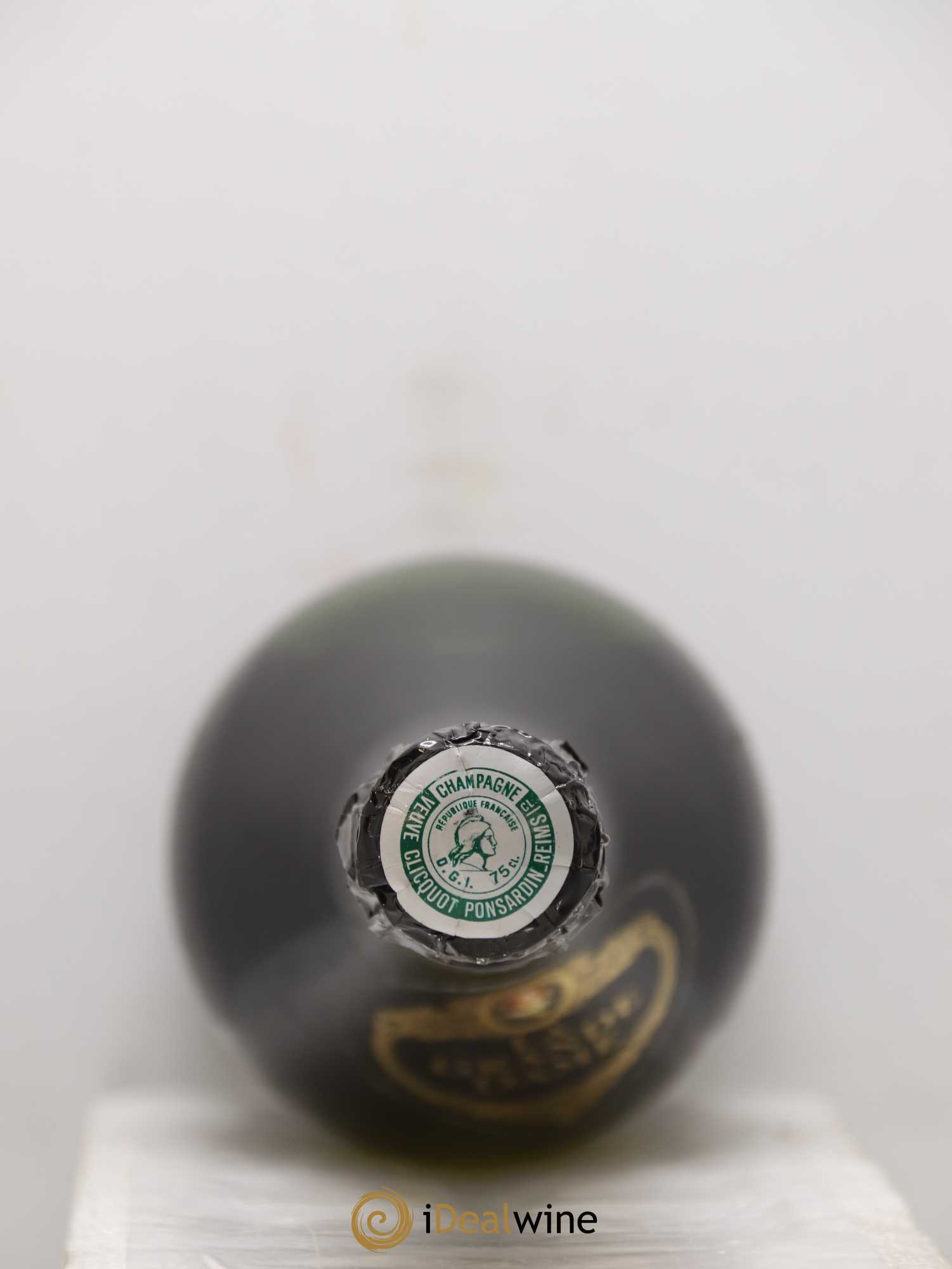La Grande Dame Veuve Clicquot 1979 - Lot de 3 bouteilles - 1