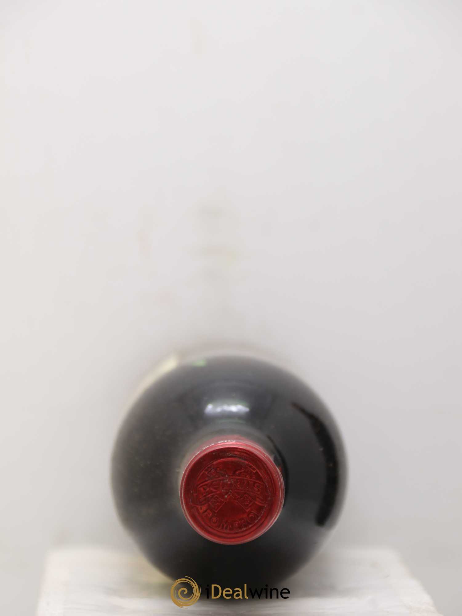 Petrus 1983 - Lot de 2 bouteilles - 2